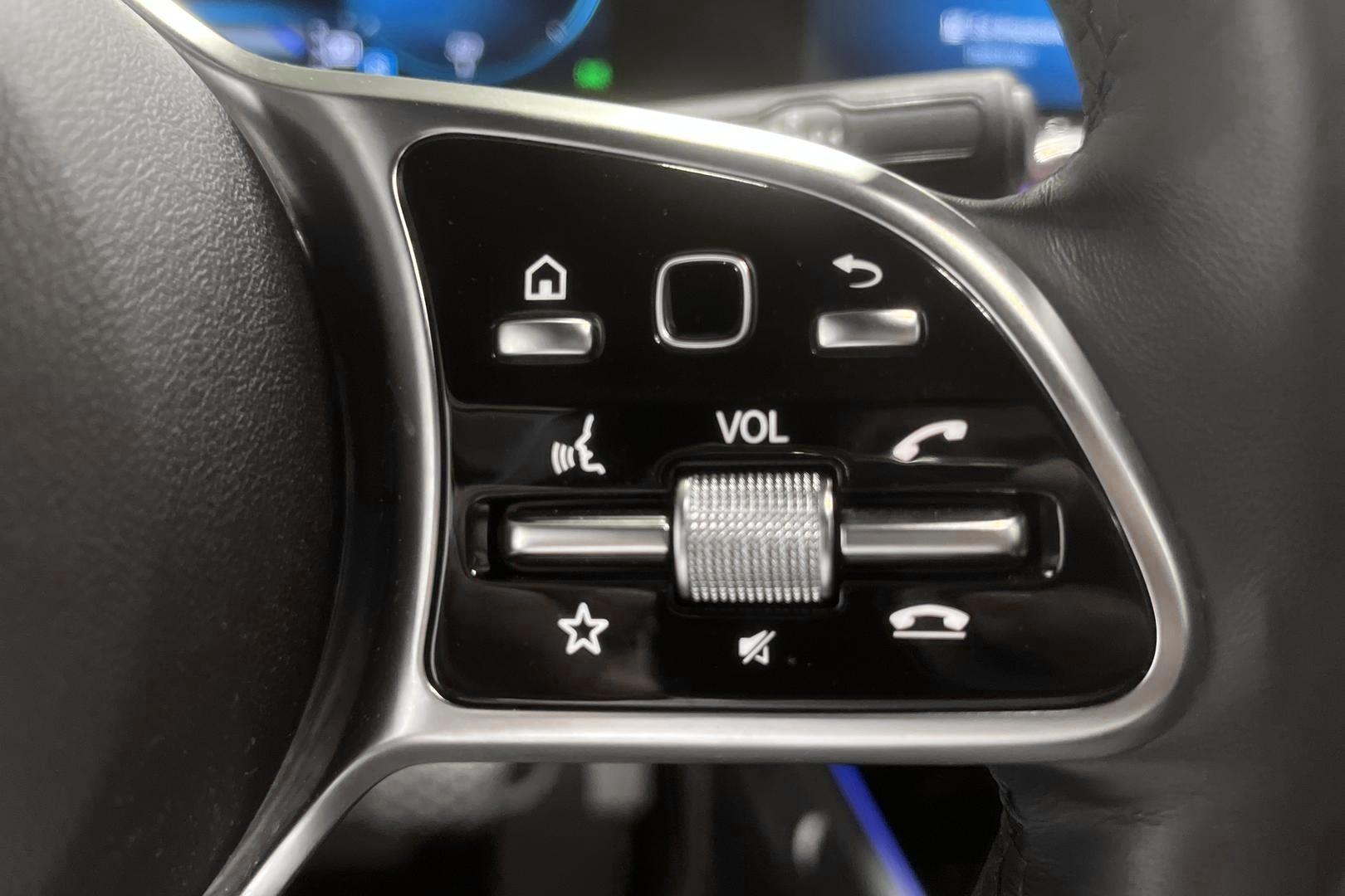 Mercedes-Benz EQB 2022