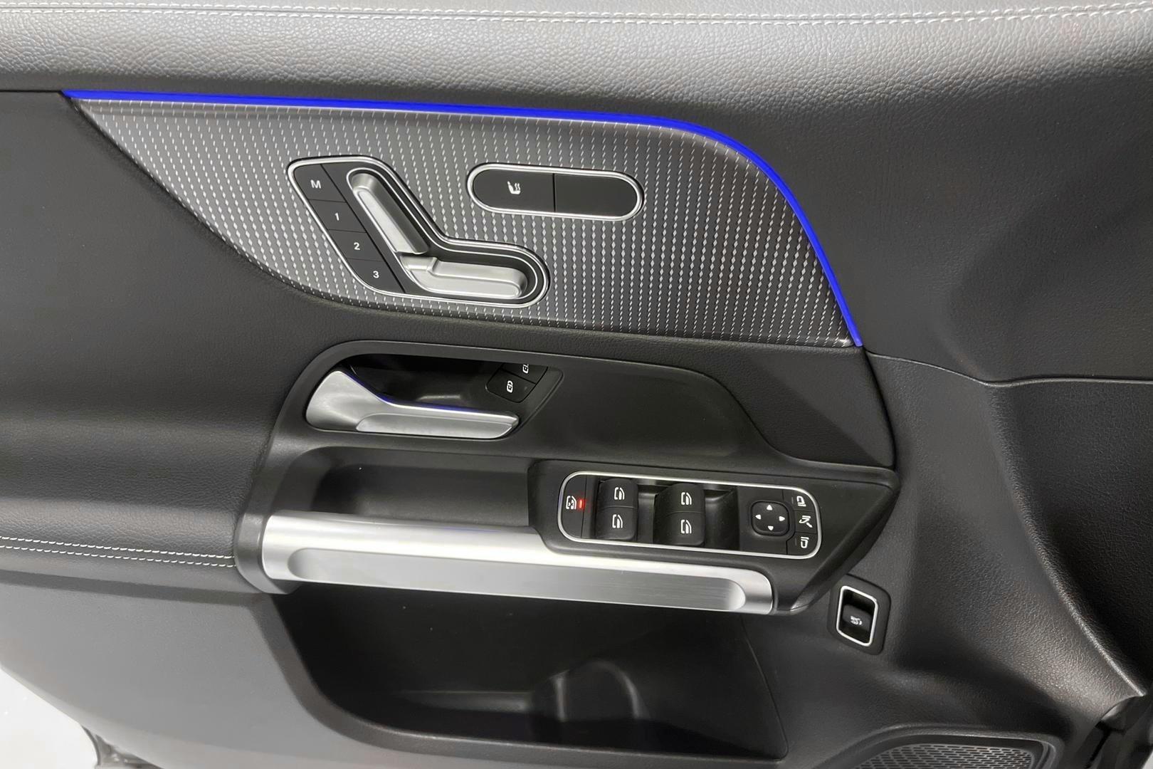 Mercedes-Benz EQB 2022