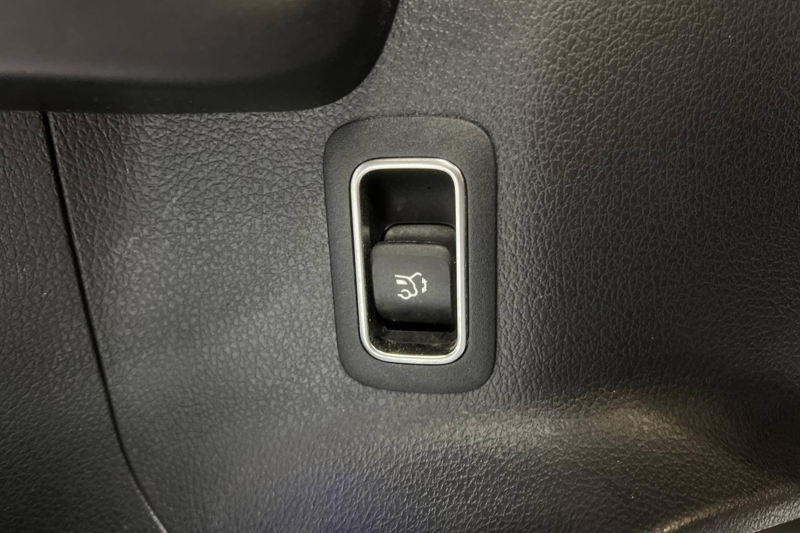 Mercedes-Benz EQB 2022
