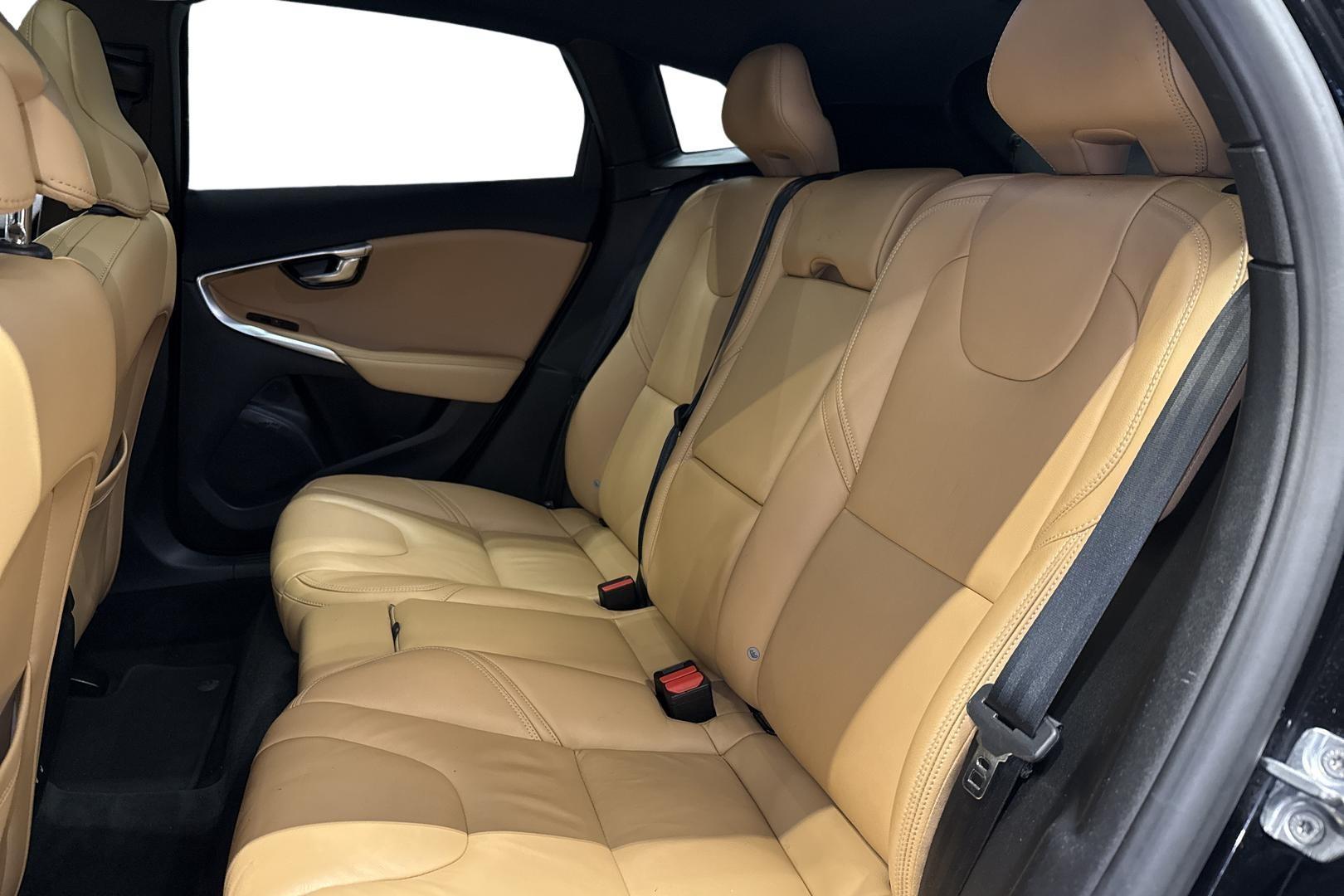 Volvo V40 Cross Country 2017