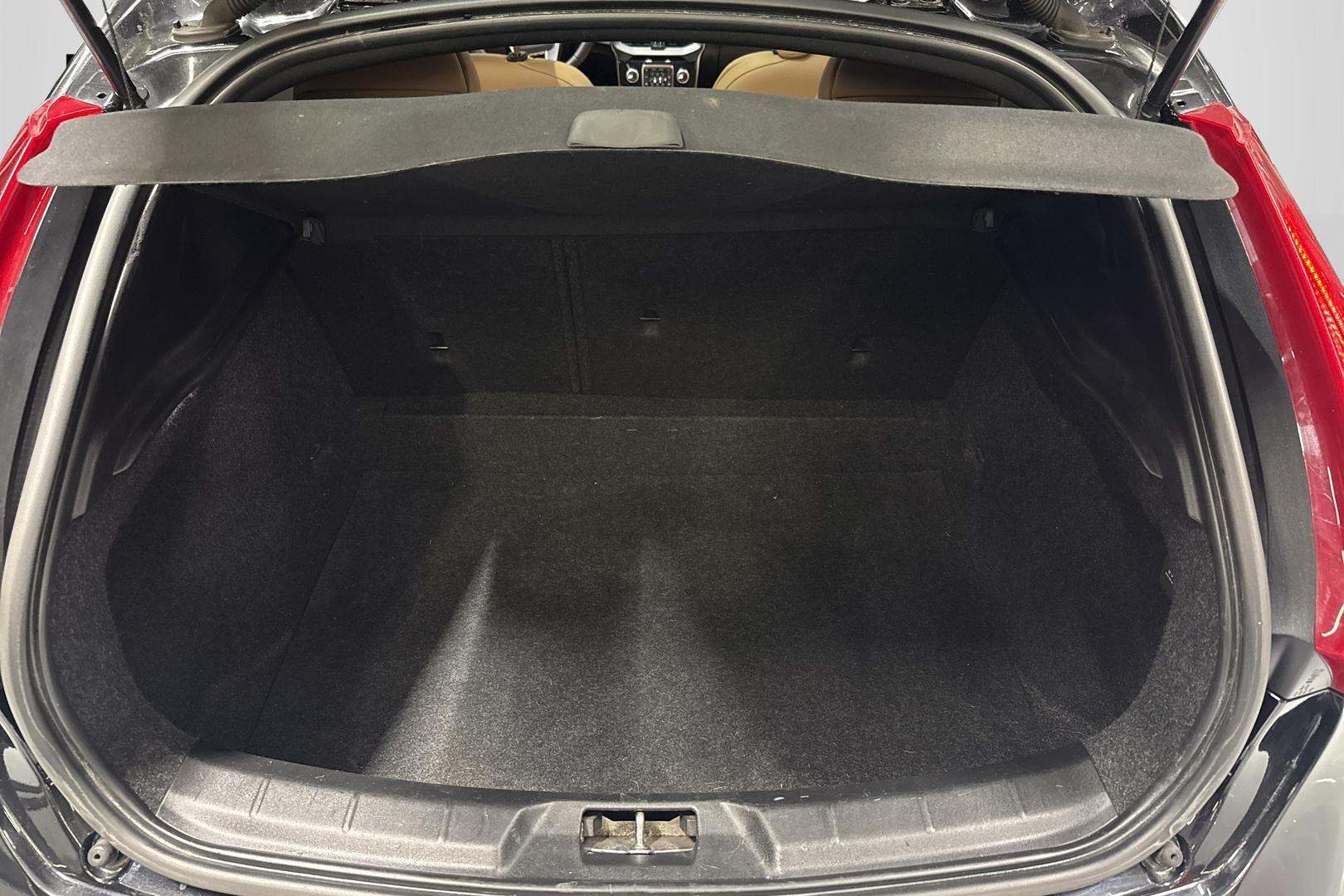 Volvo V40 Cross Country 2017