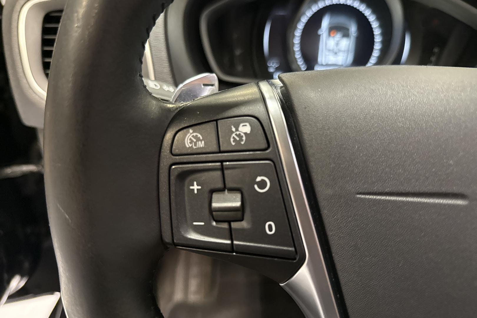 Volvo V40 Cross Country 2017