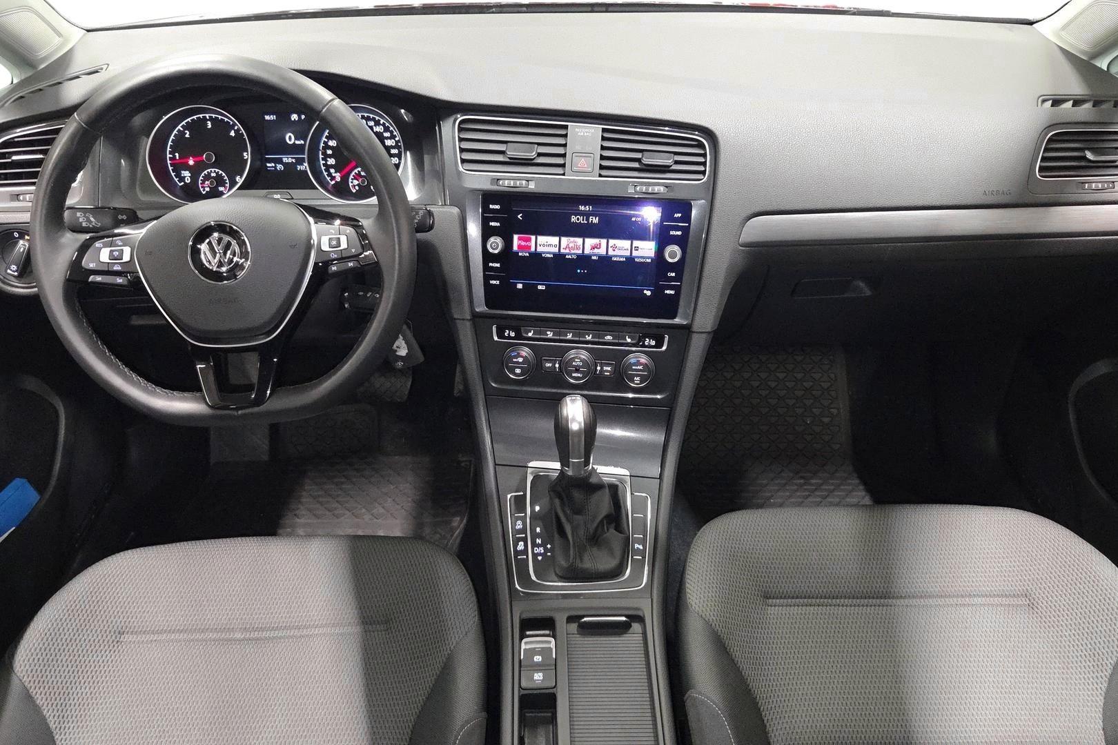 Volkswagen Golf 8