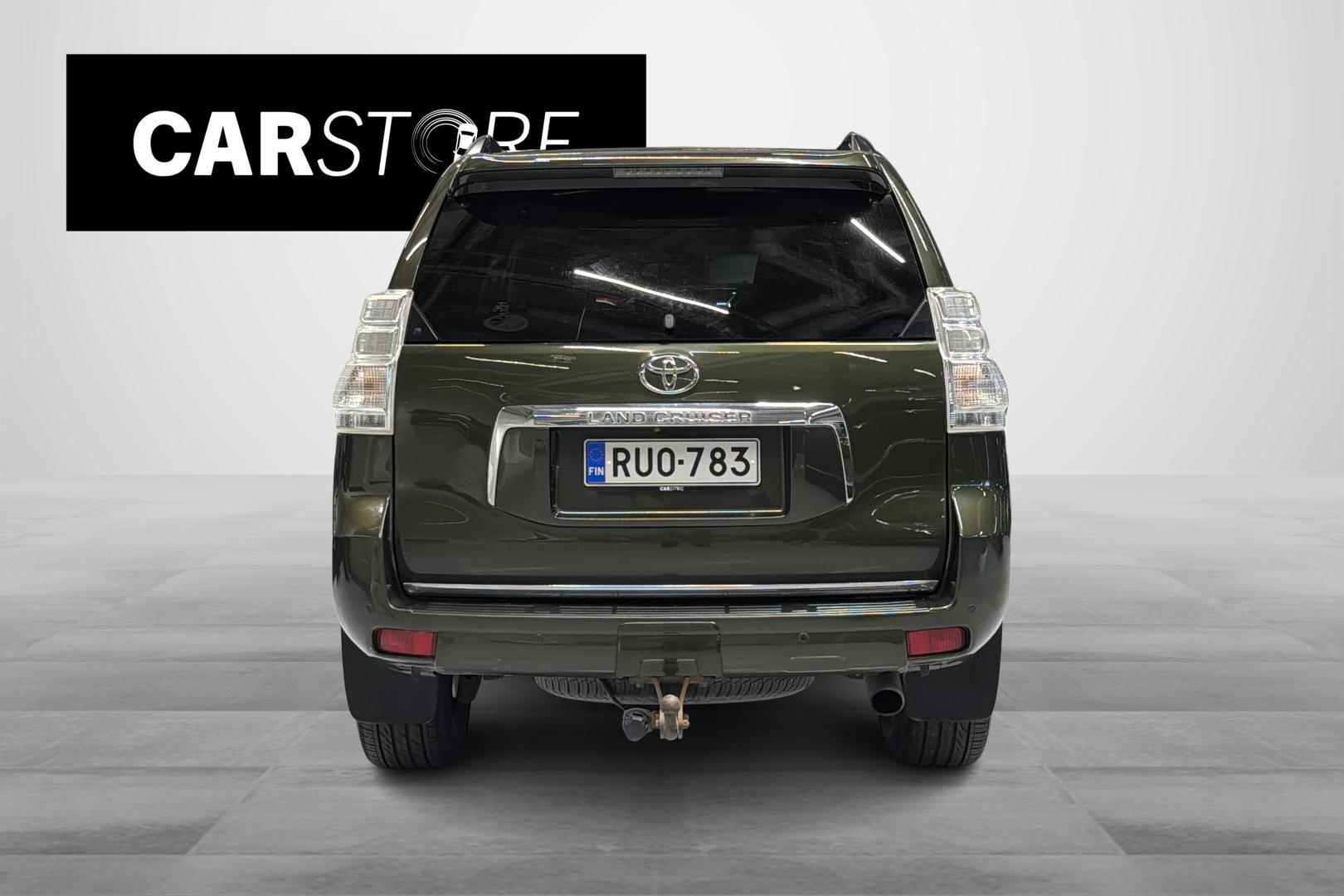 Toyota Land Cruiser 2012