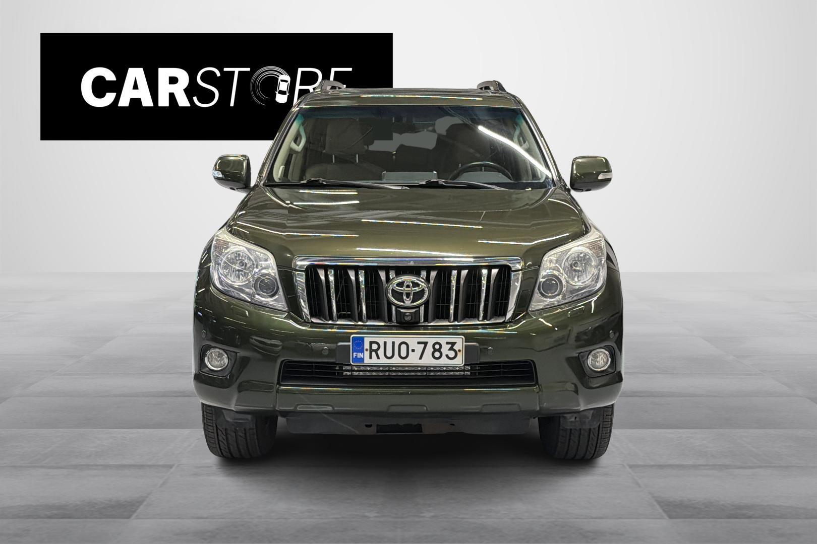 Toyota Land Cruiser 2012