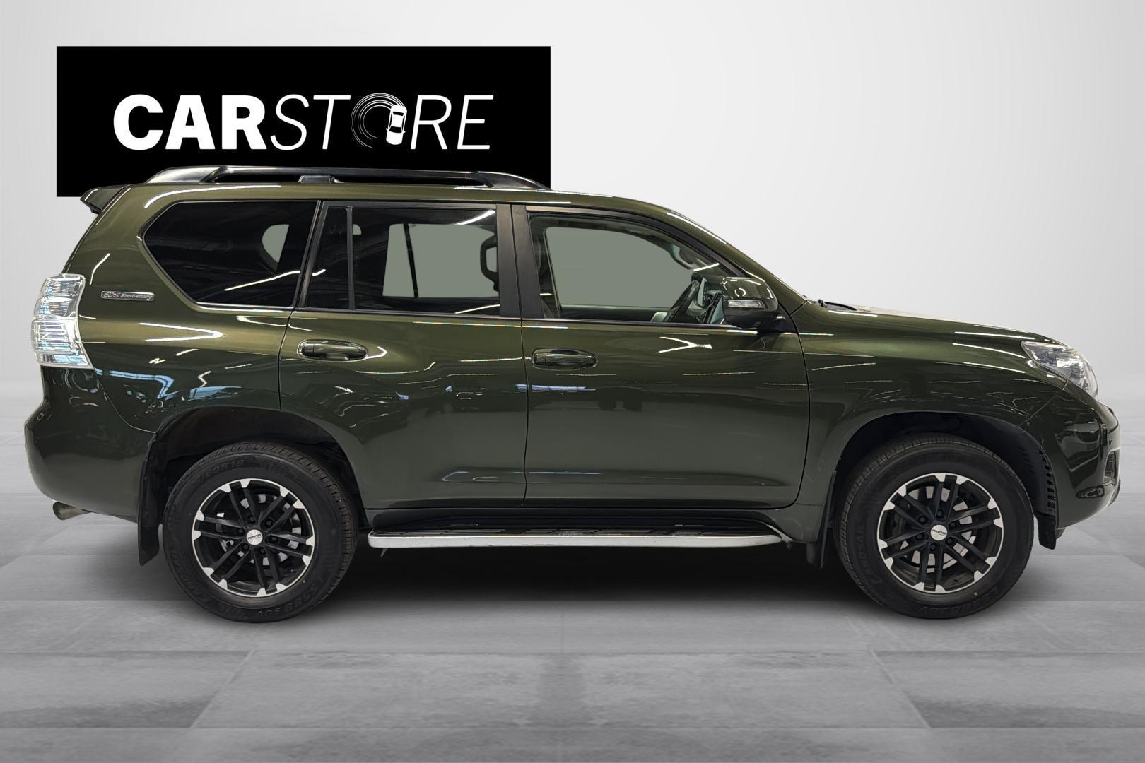 Toyota Land Cruiser 2012