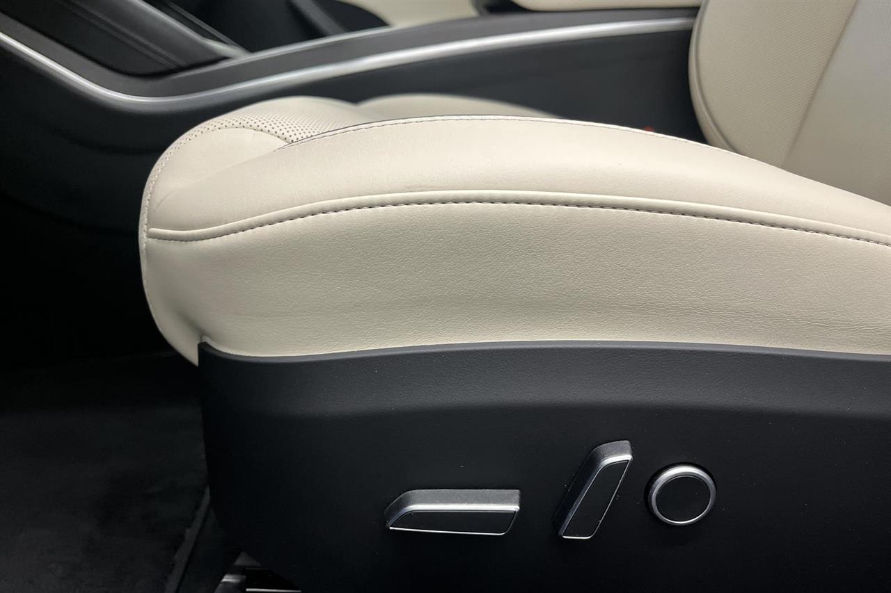 Tesla Model S 2023