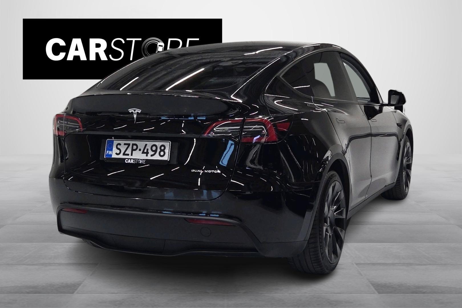 Tesla Model Y 6