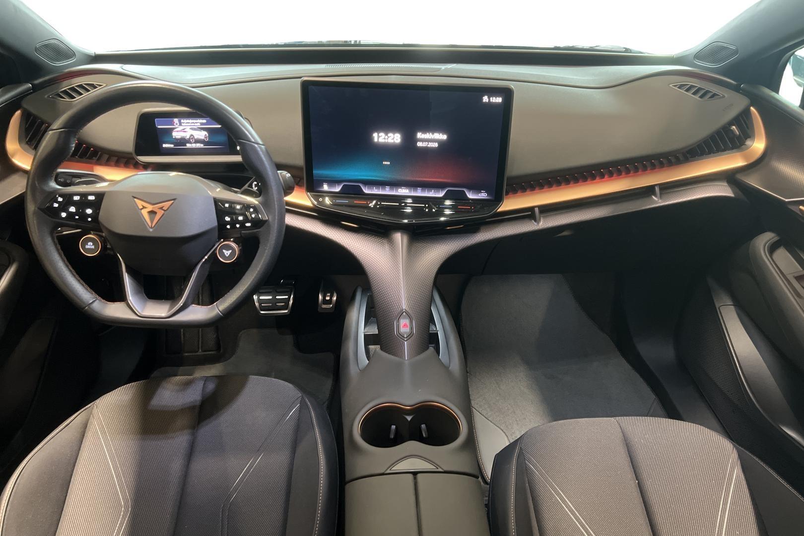 CUPRA Tavascan 11