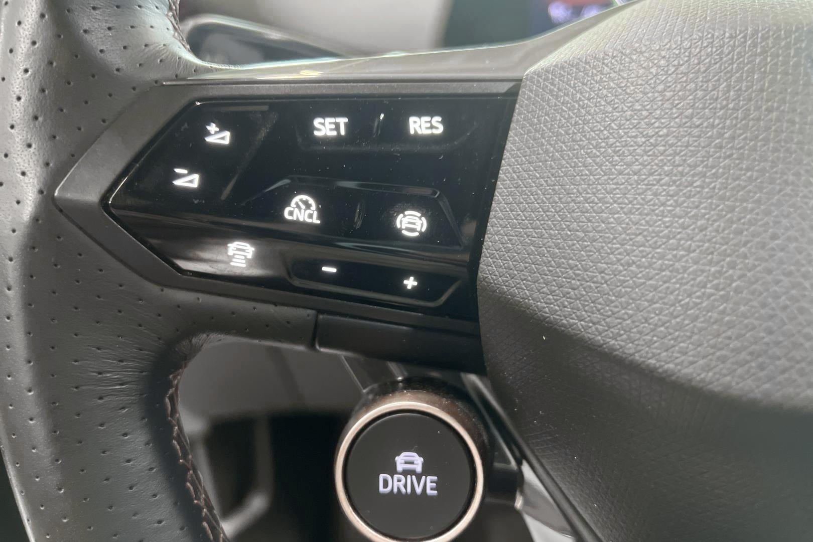 CUPRA Tavascan 17