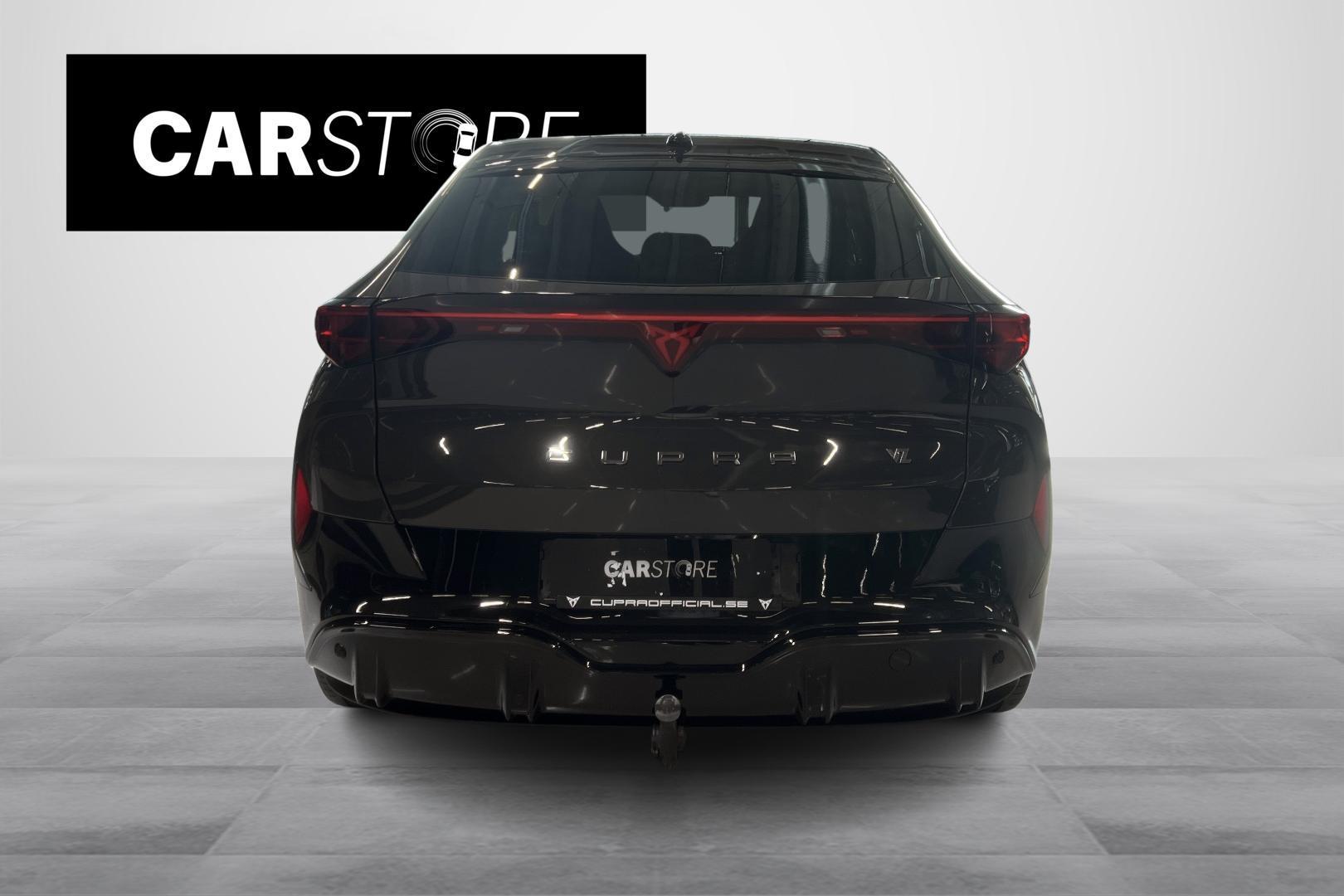 CUPRA Tavascan 4