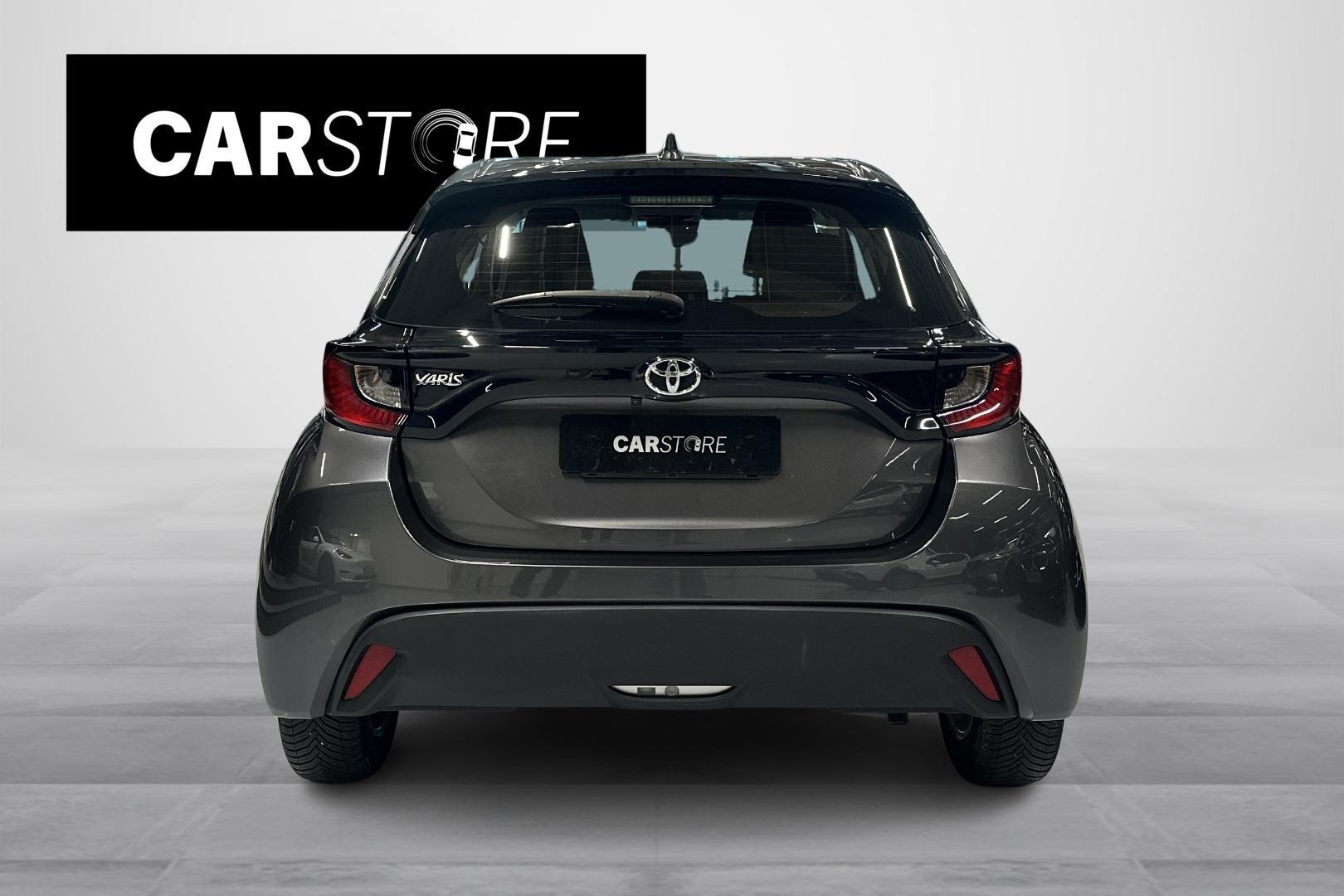 Toyota Yaris 4