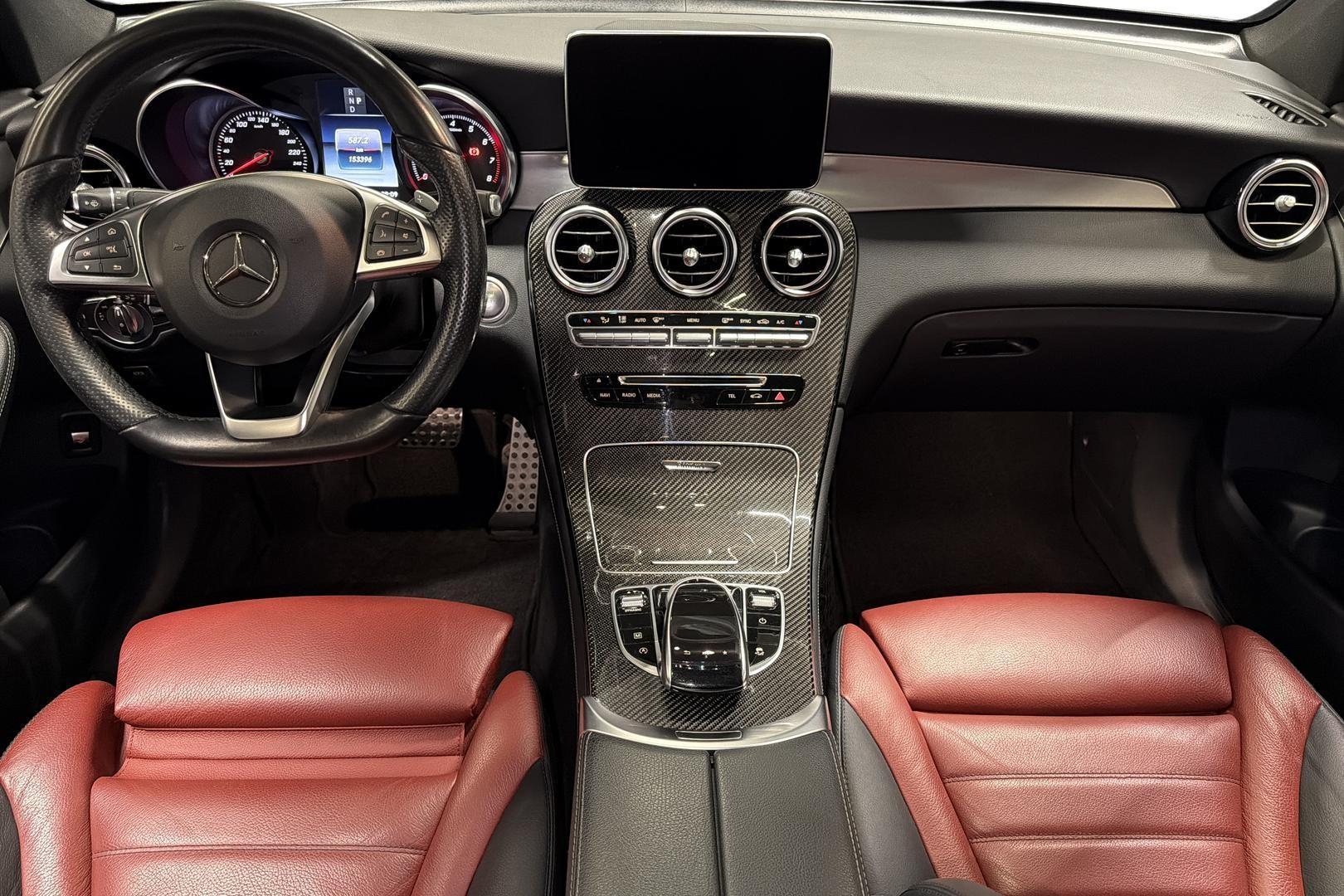 Mercedes-Benz GLC 11
