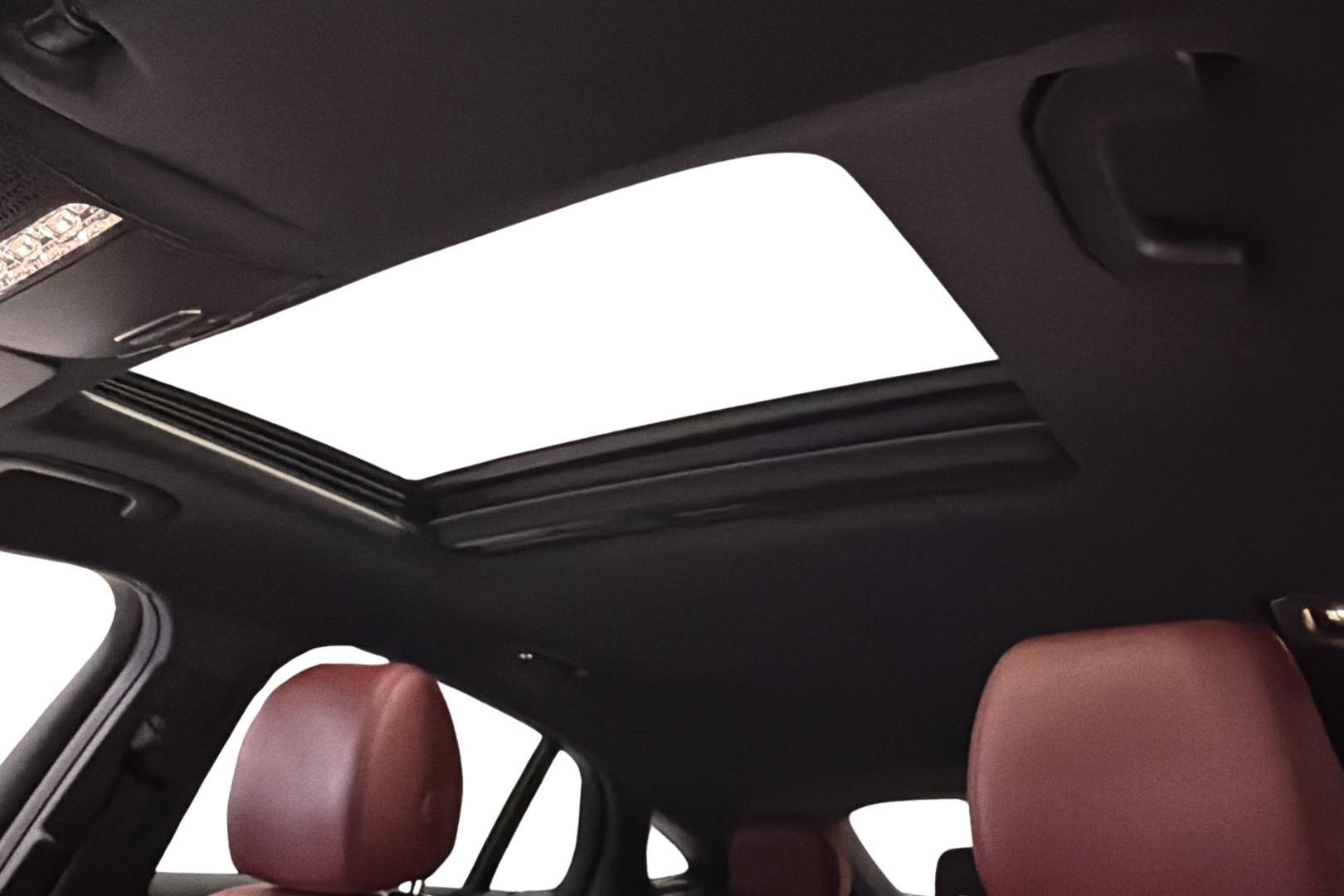 Mercedes-Benz GLC 33
