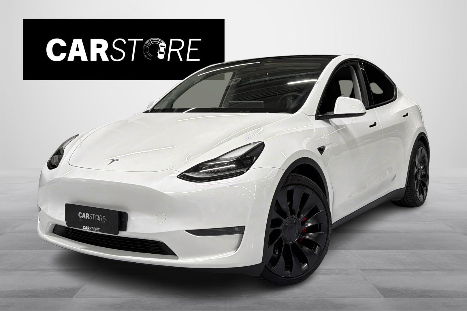 Tesla Model Y 2024