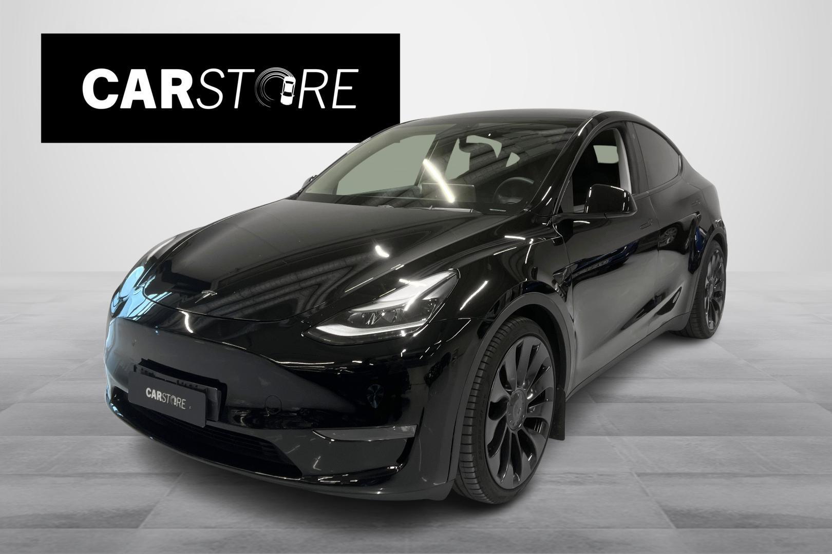 Tesla Model Y 2024