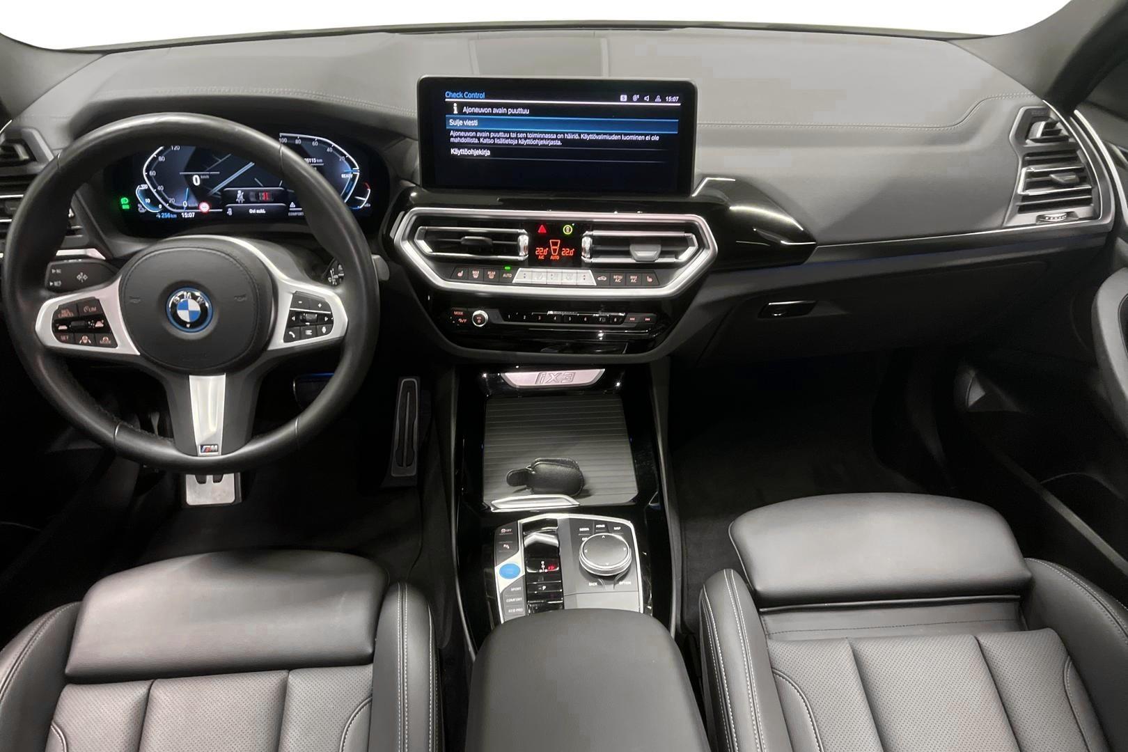 BMW iX3 2023
