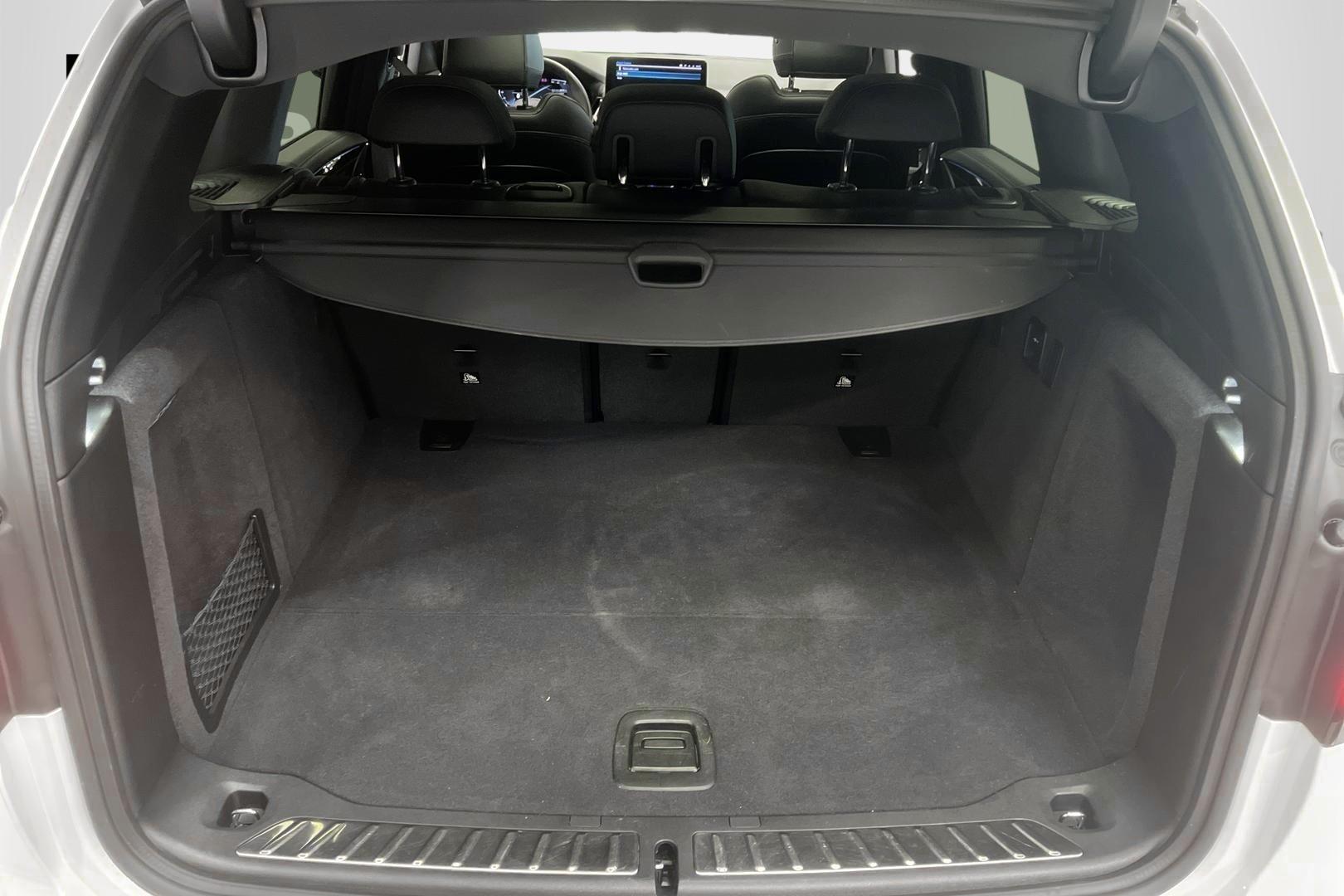 BMW iX3 2023