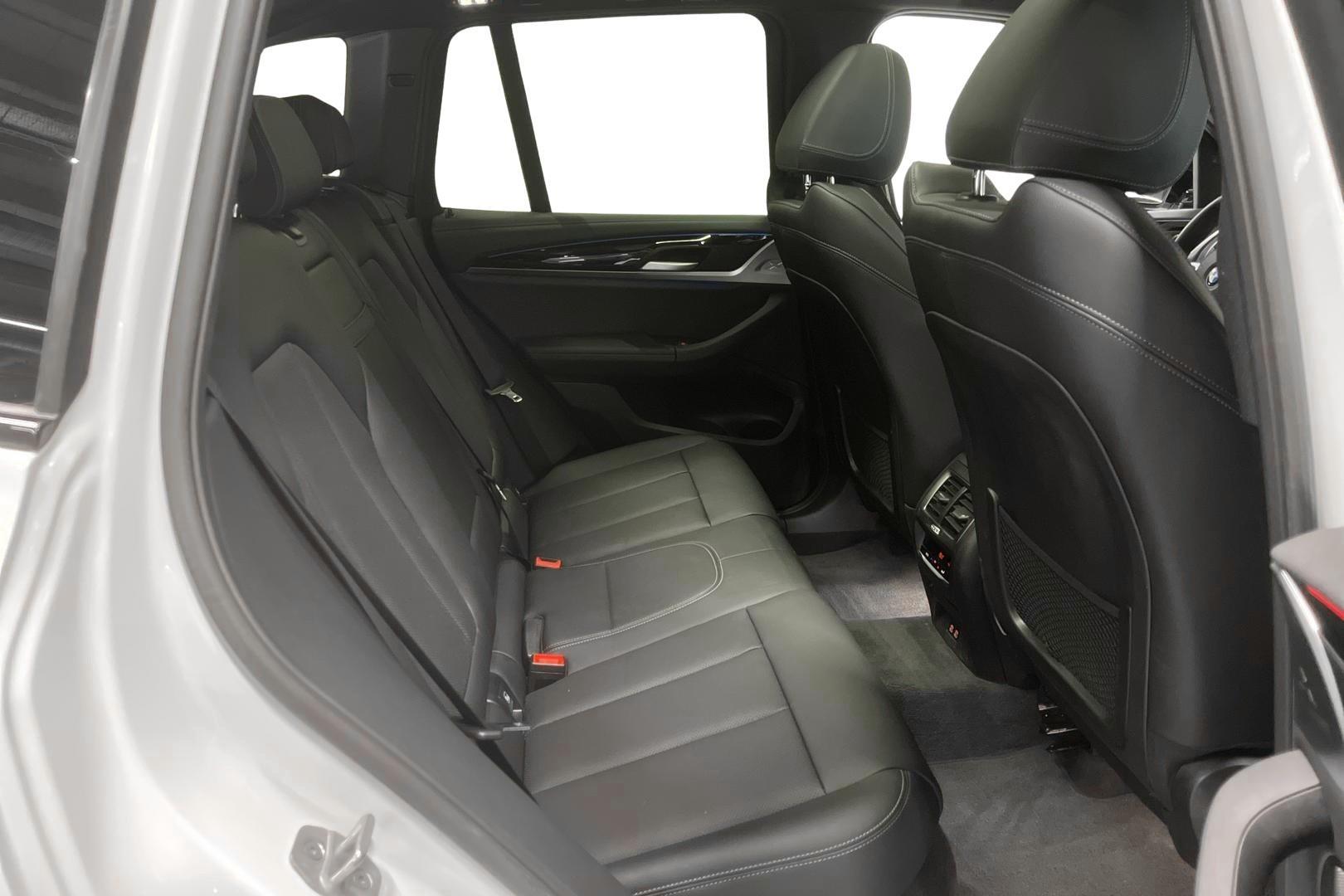 BMW iX3 2023