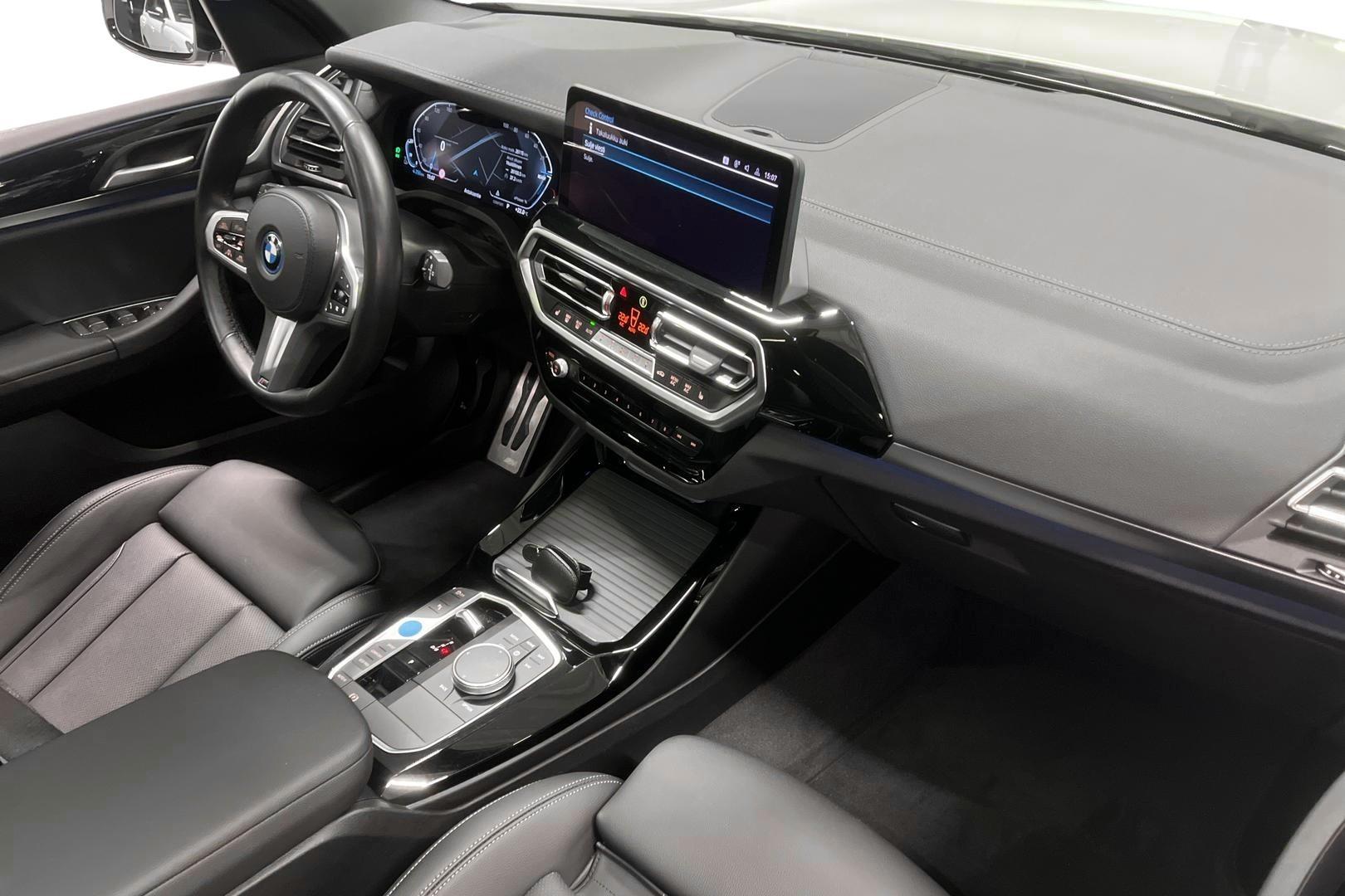 BMW iX3 2023