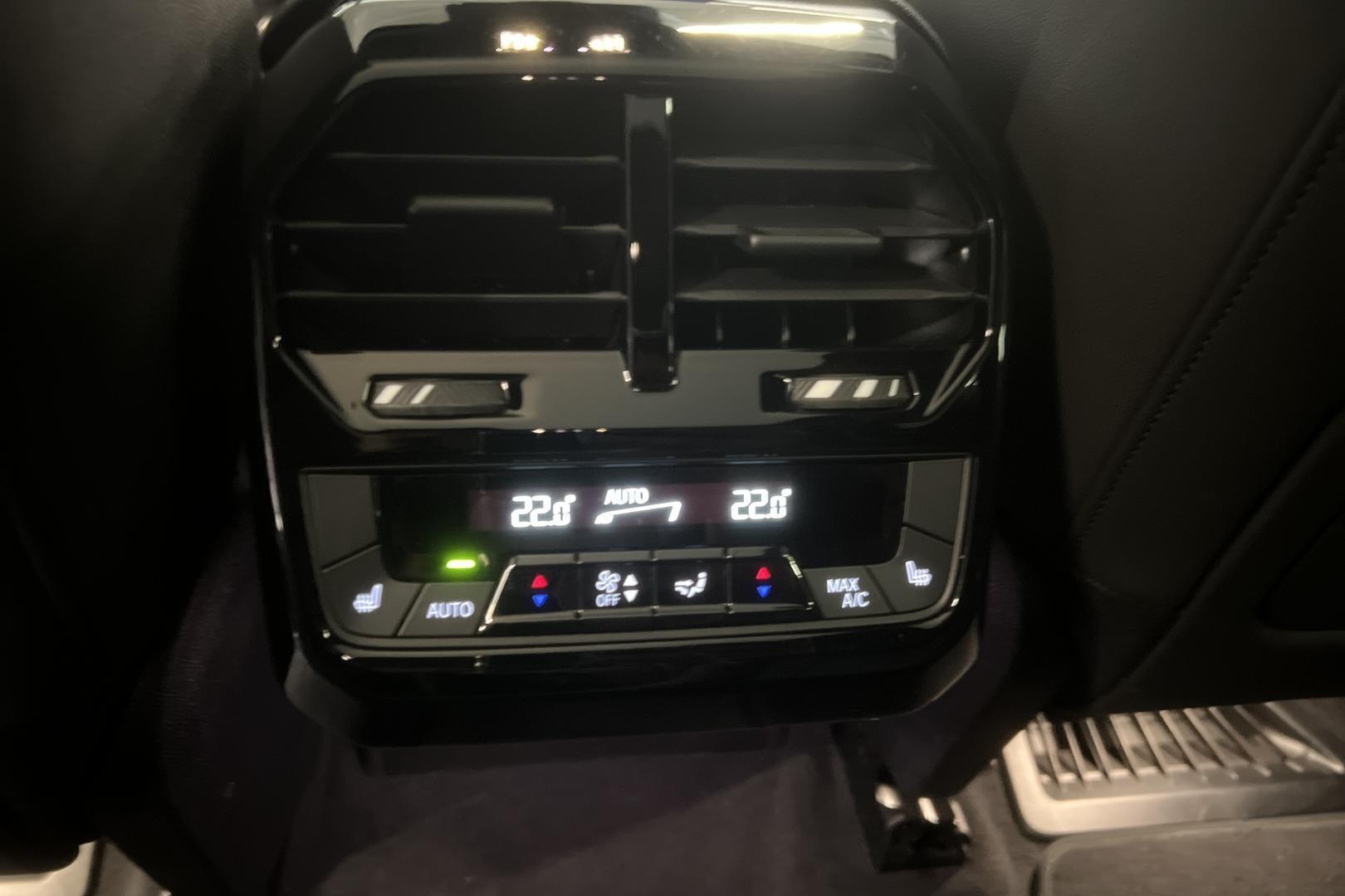 BMW iX 2023