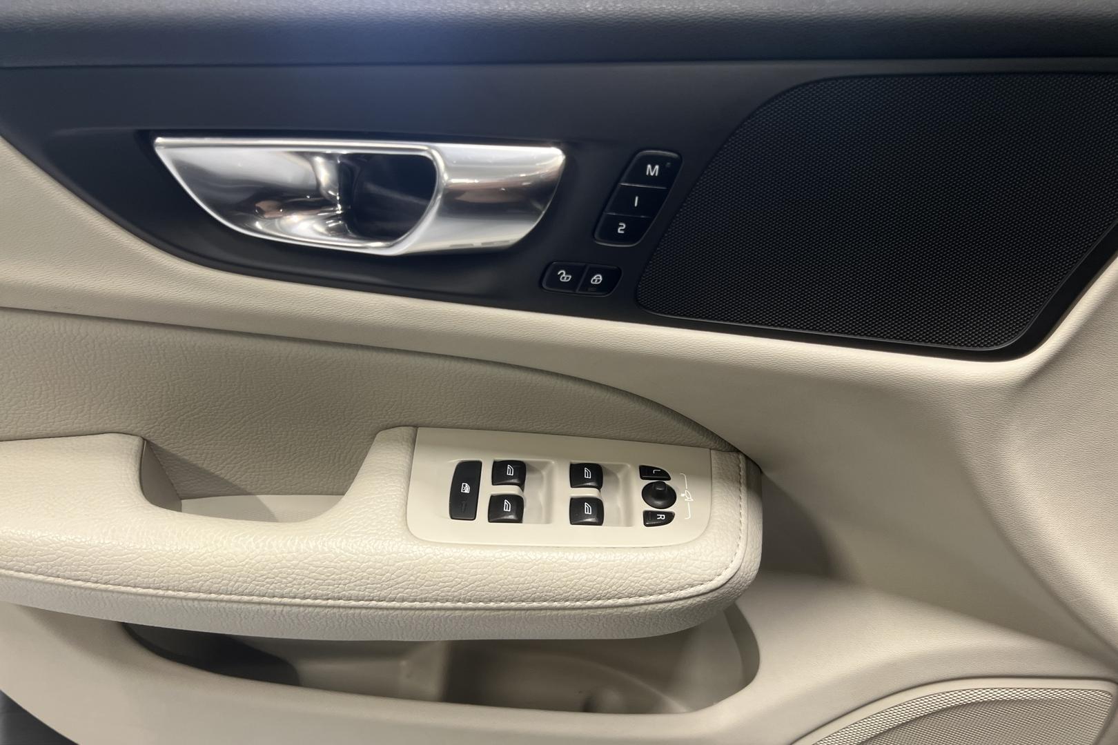 Volvo V60 Cross Country 2022