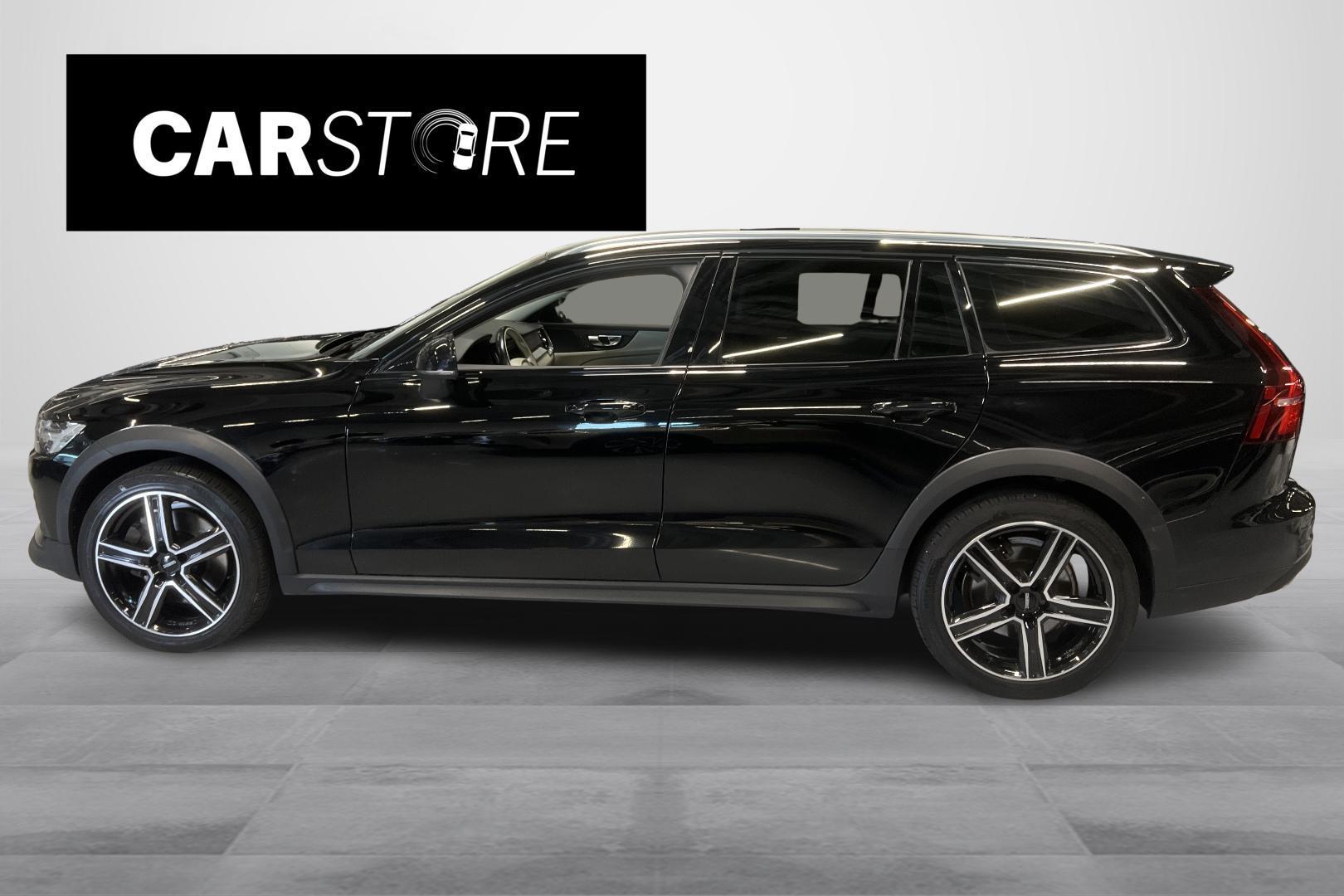 Volvo V60 Cross Country 2022