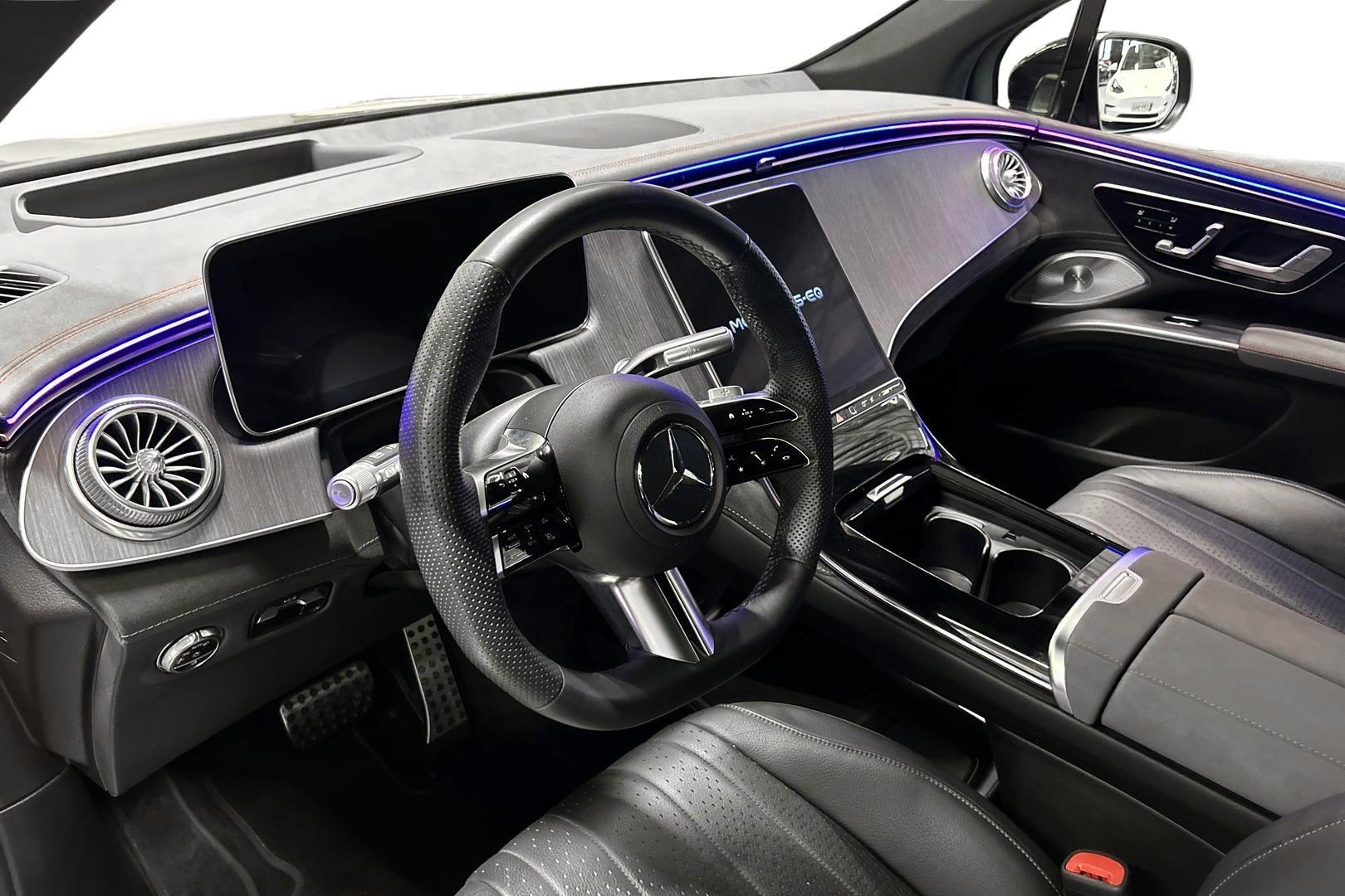 Mercedes-Benz EQS SUV 2023