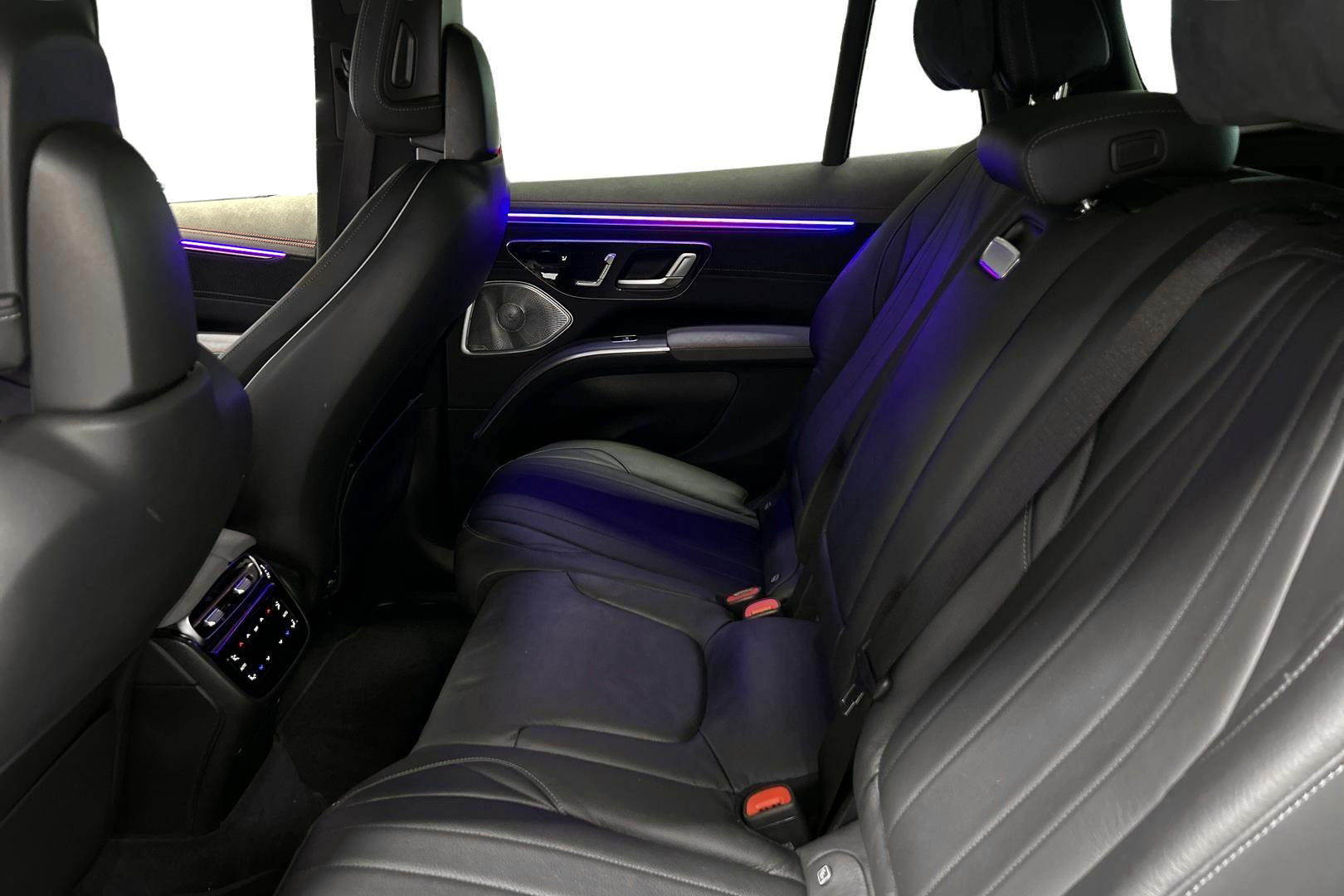 Mercedes-Benz EQS SUV 2023