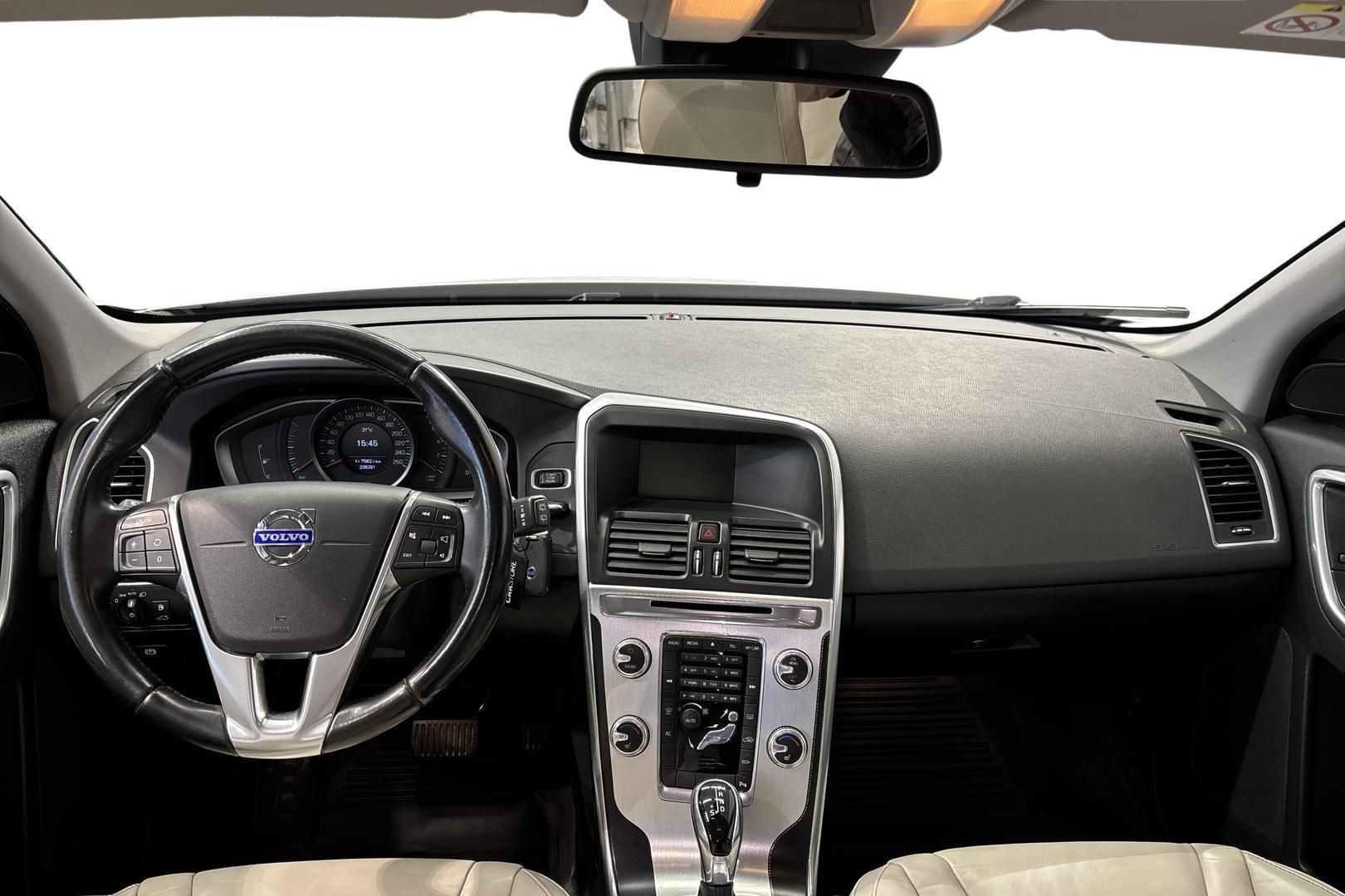 Volvo XC60 2015