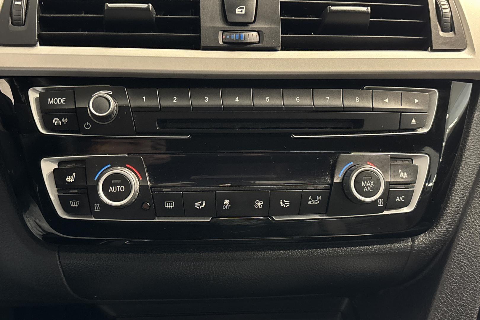 BMW 330 2016