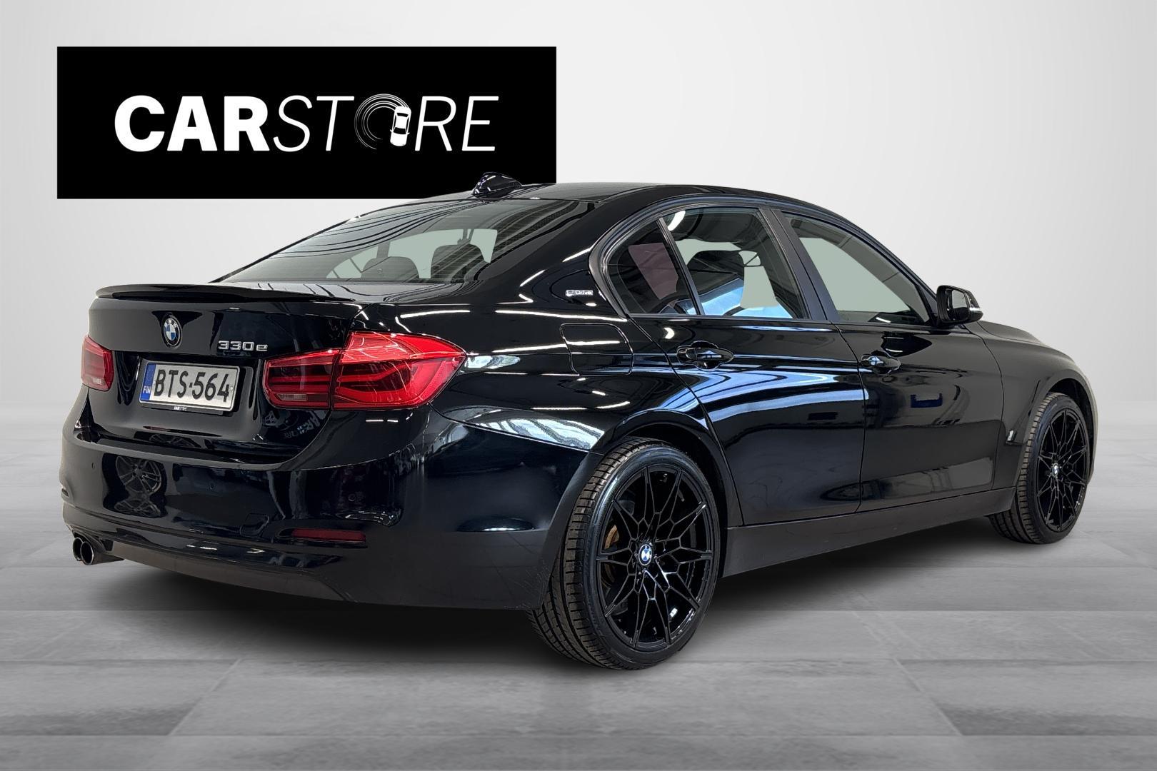 BMW 330 2016