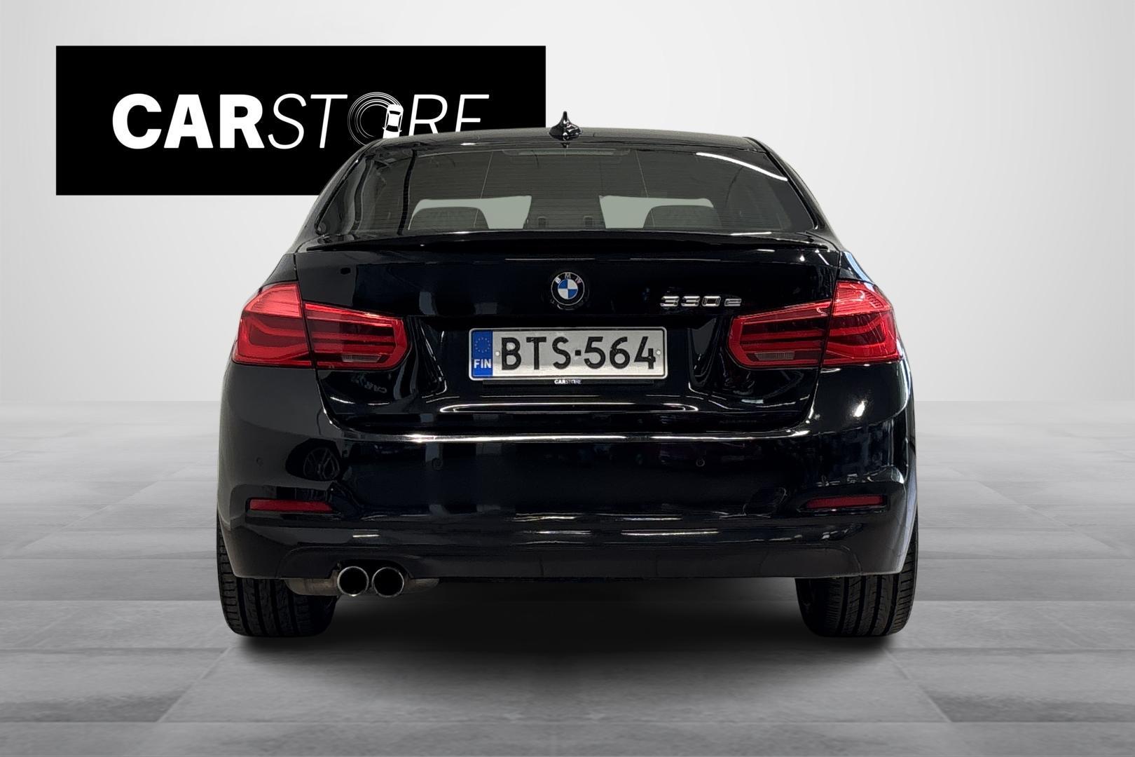 BMW 330 2016