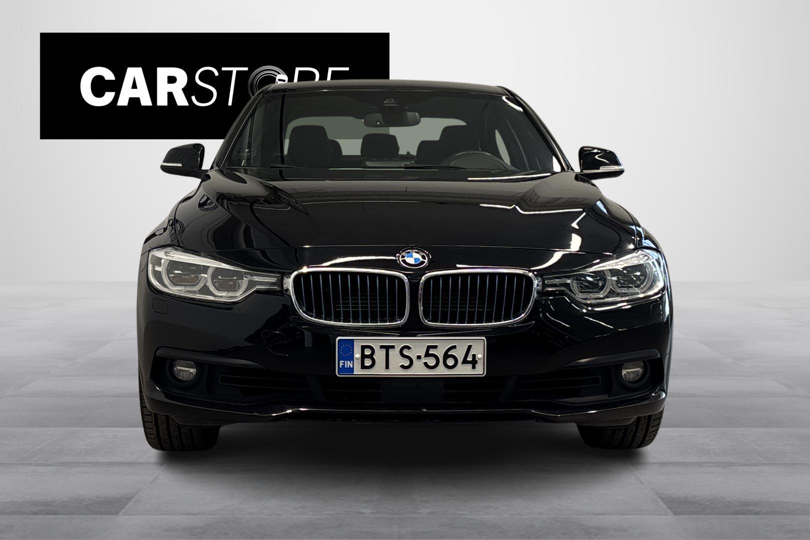 BMW 330 2016