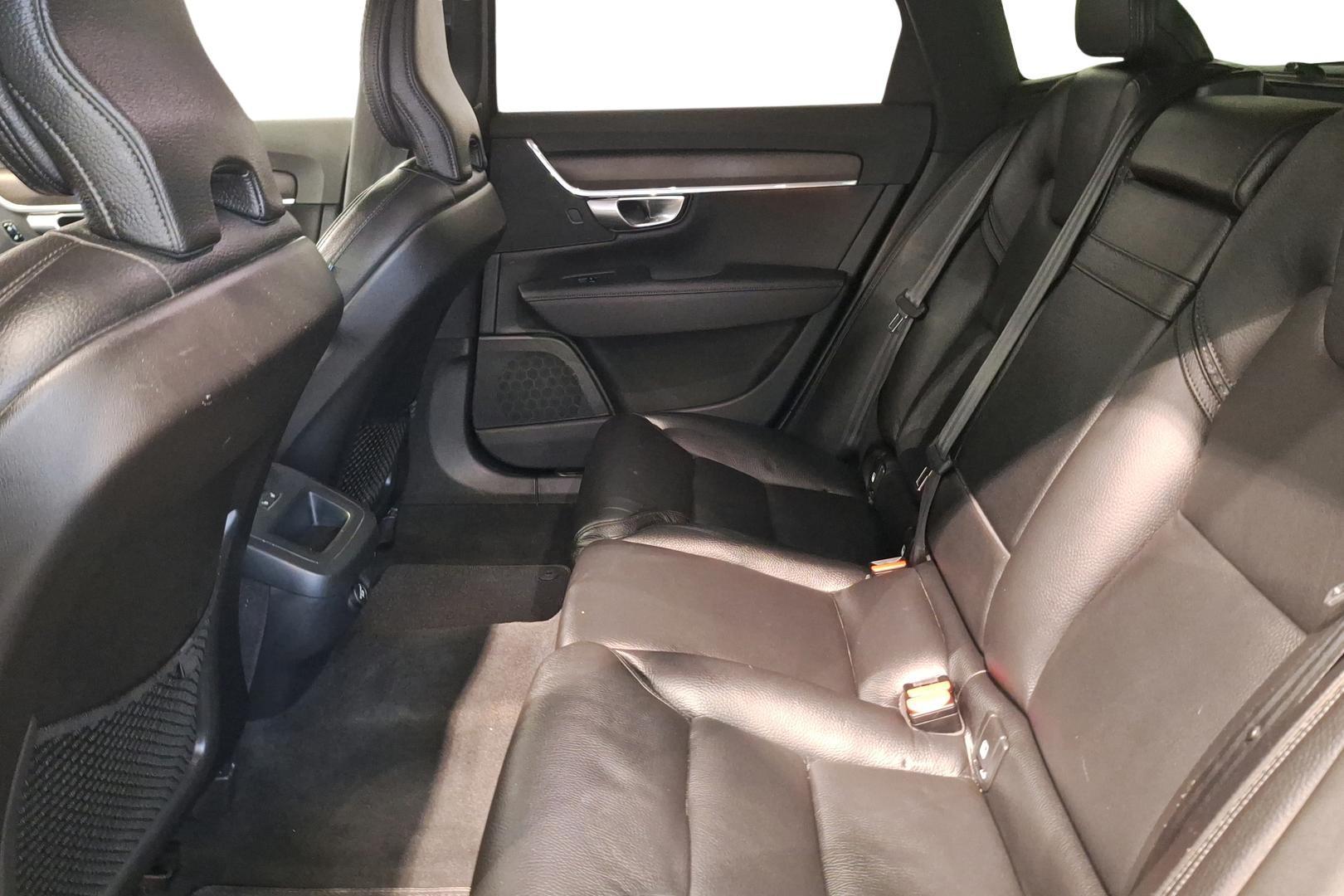 Volvo V90 Cross Country 2020