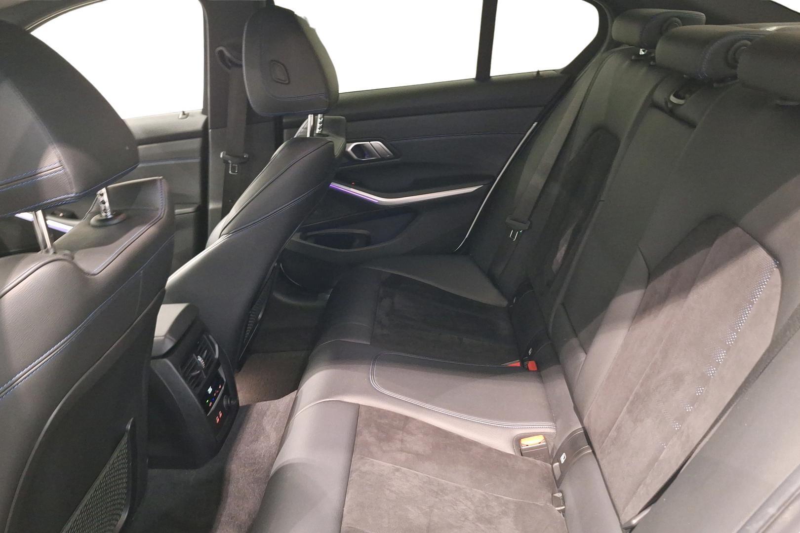 BMW 320 2019