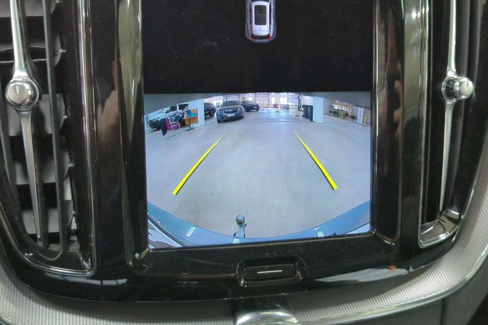 Volvo XC60 2022