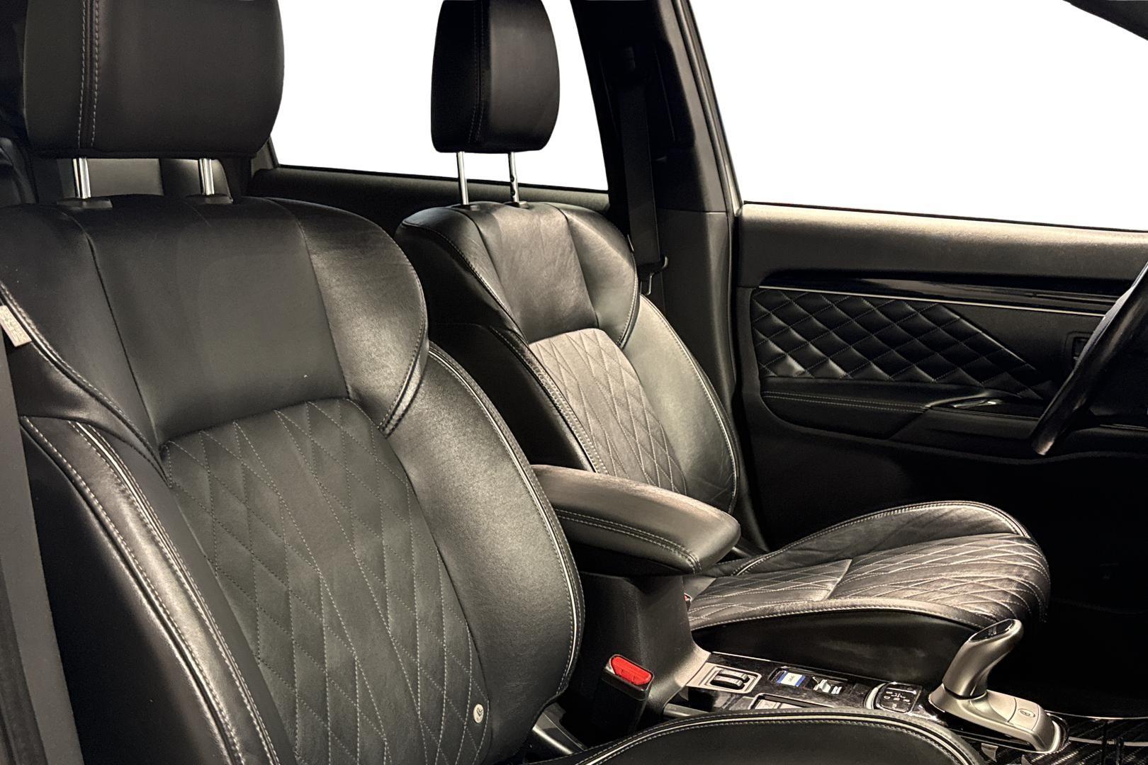 Mitsubishi Outlander PHEV 2020