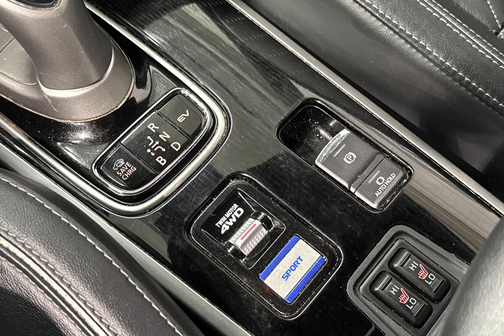 Mitsubishi Outlander PHEV 2020