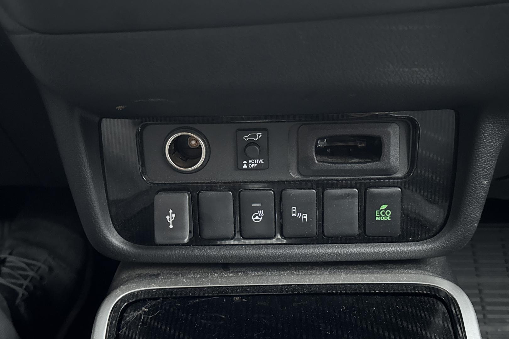 Mitsubishi Outlander PHEV 2020