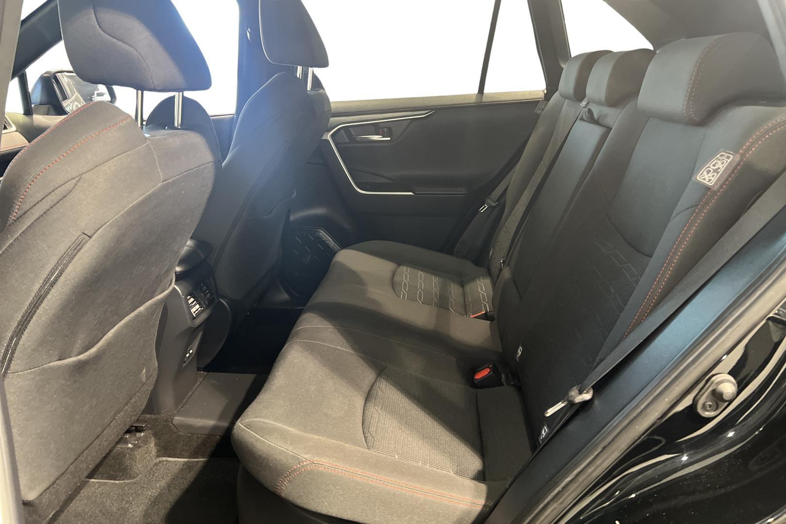 Toyota RAV4 Plug-in 2023