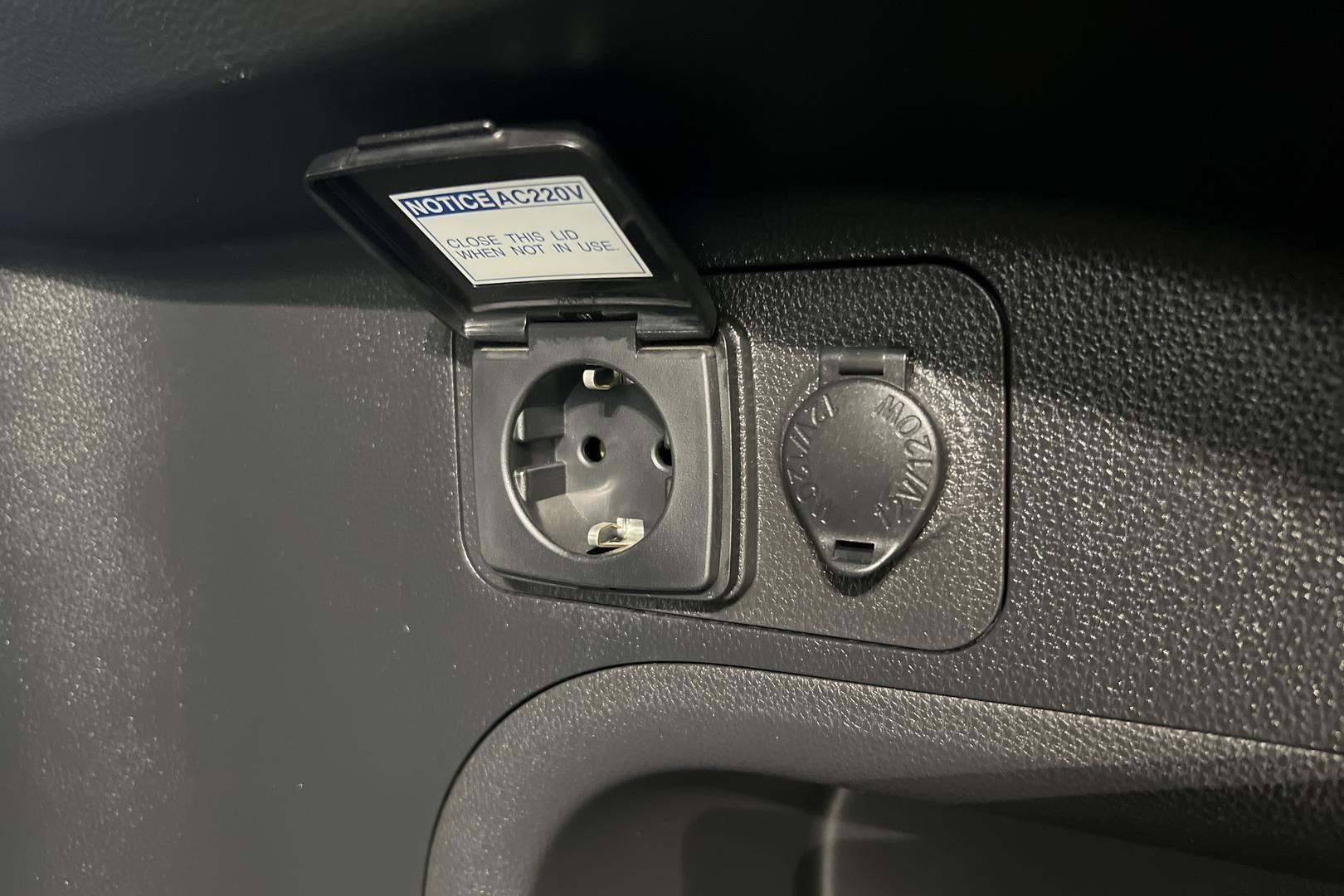 Toyota RAV4 Plug-in 2023