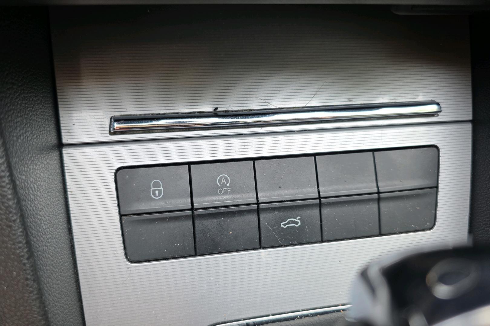 SKODA OCTAVIA 2014