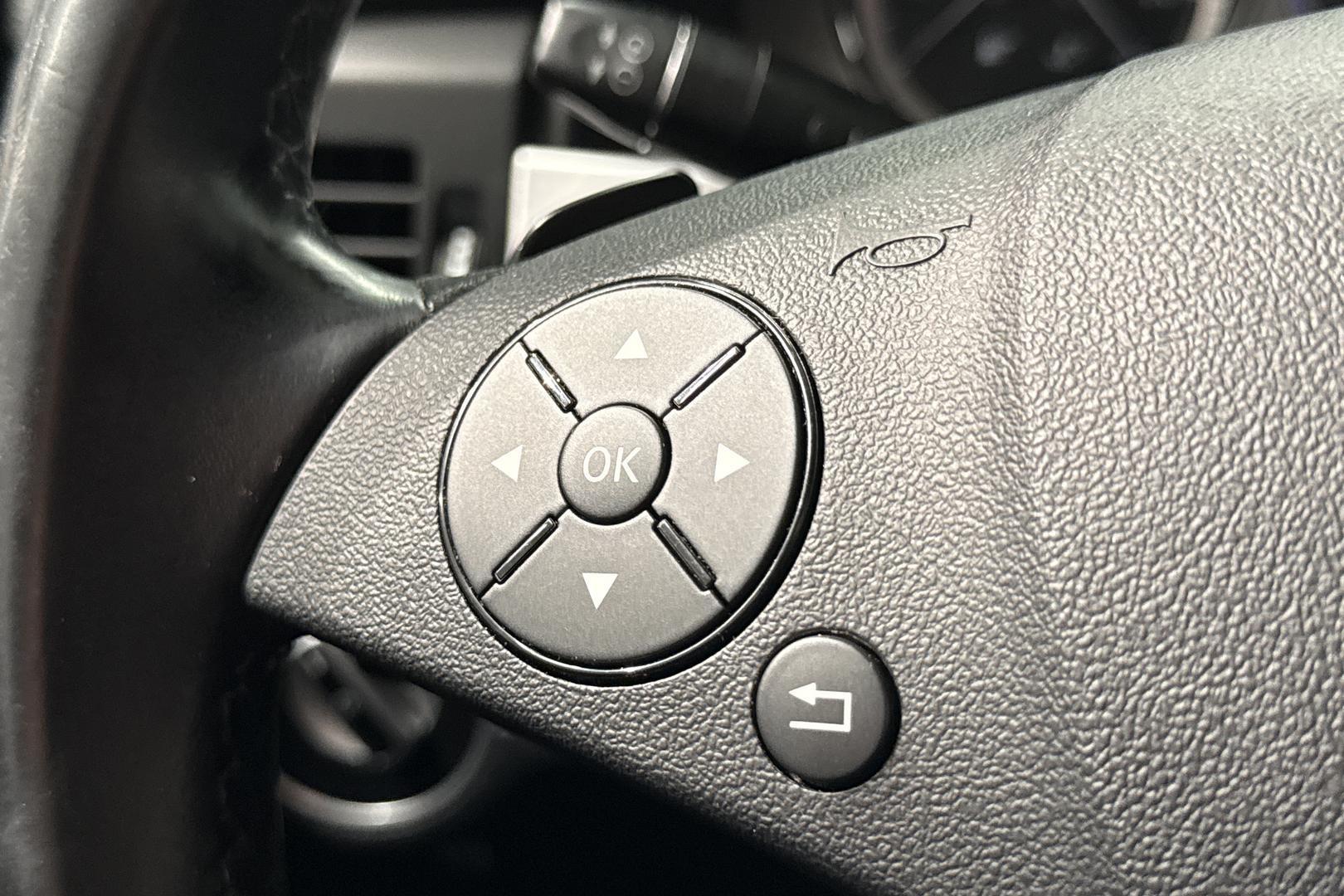 Mercedes-Benz GLK 2012