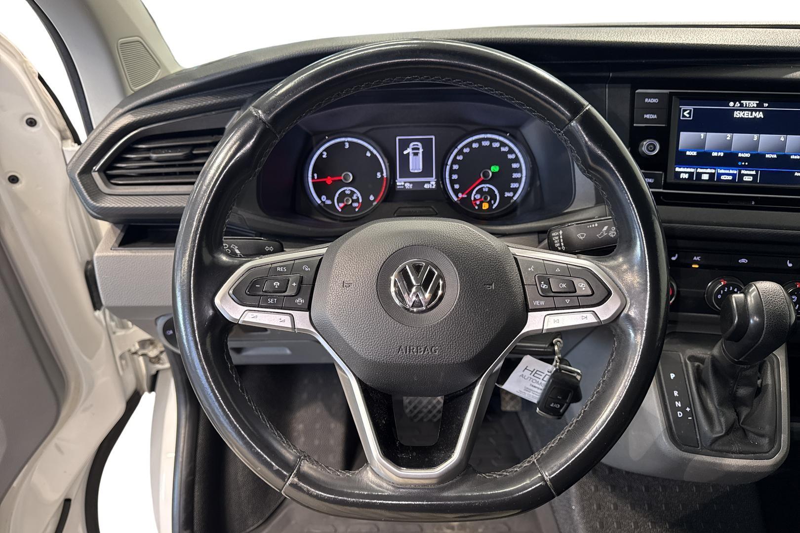 VOLKSWAGEN TRANSPORTER 2020