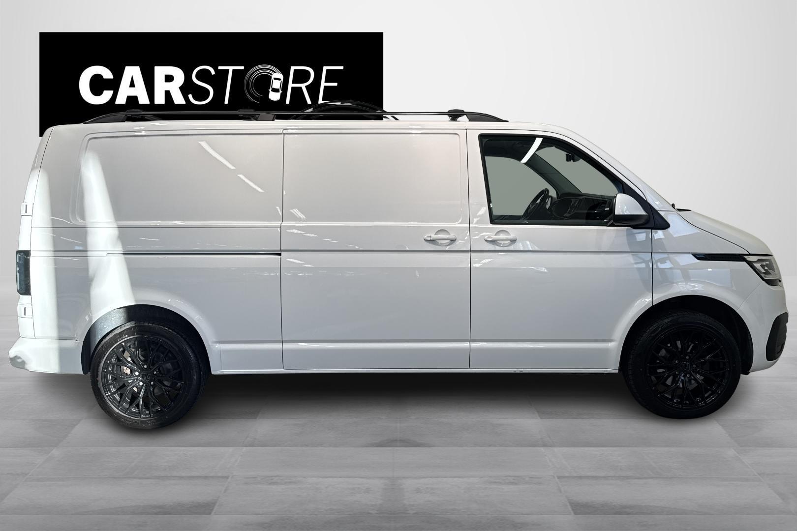 VOLKSWAGEN TRANSPORTER 2020