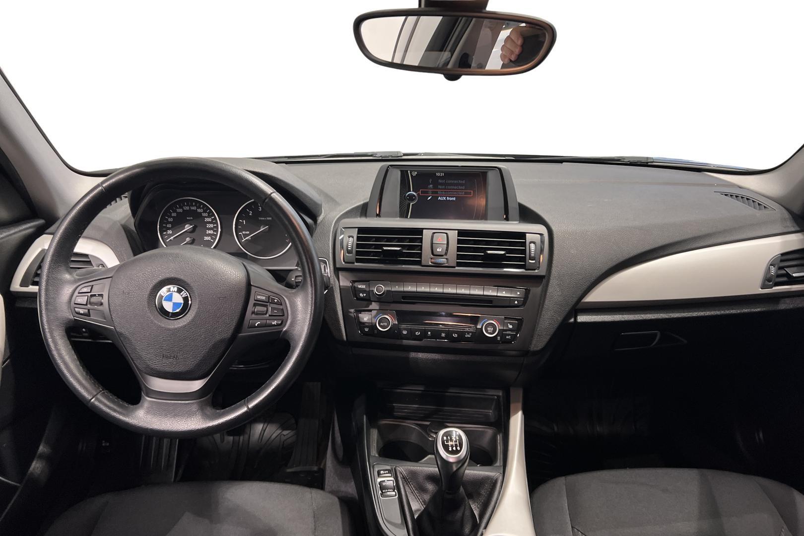 BMW 114 2014