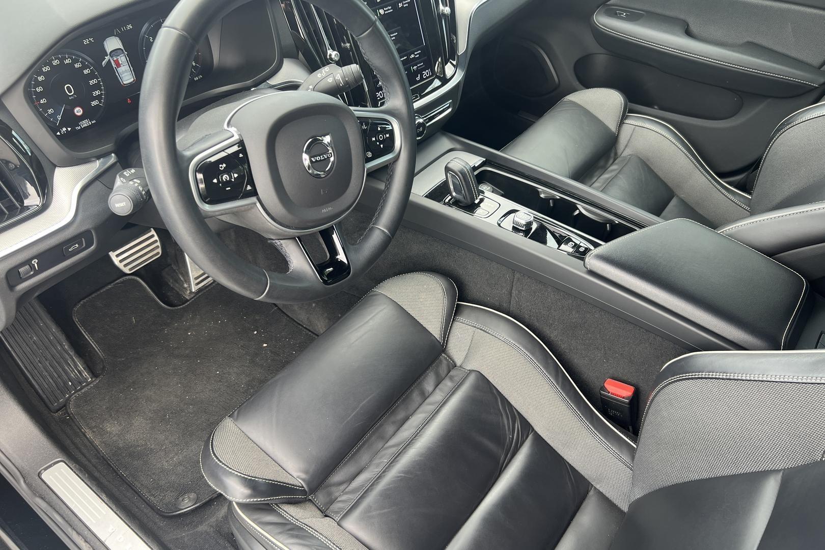 Volvo V60 2022