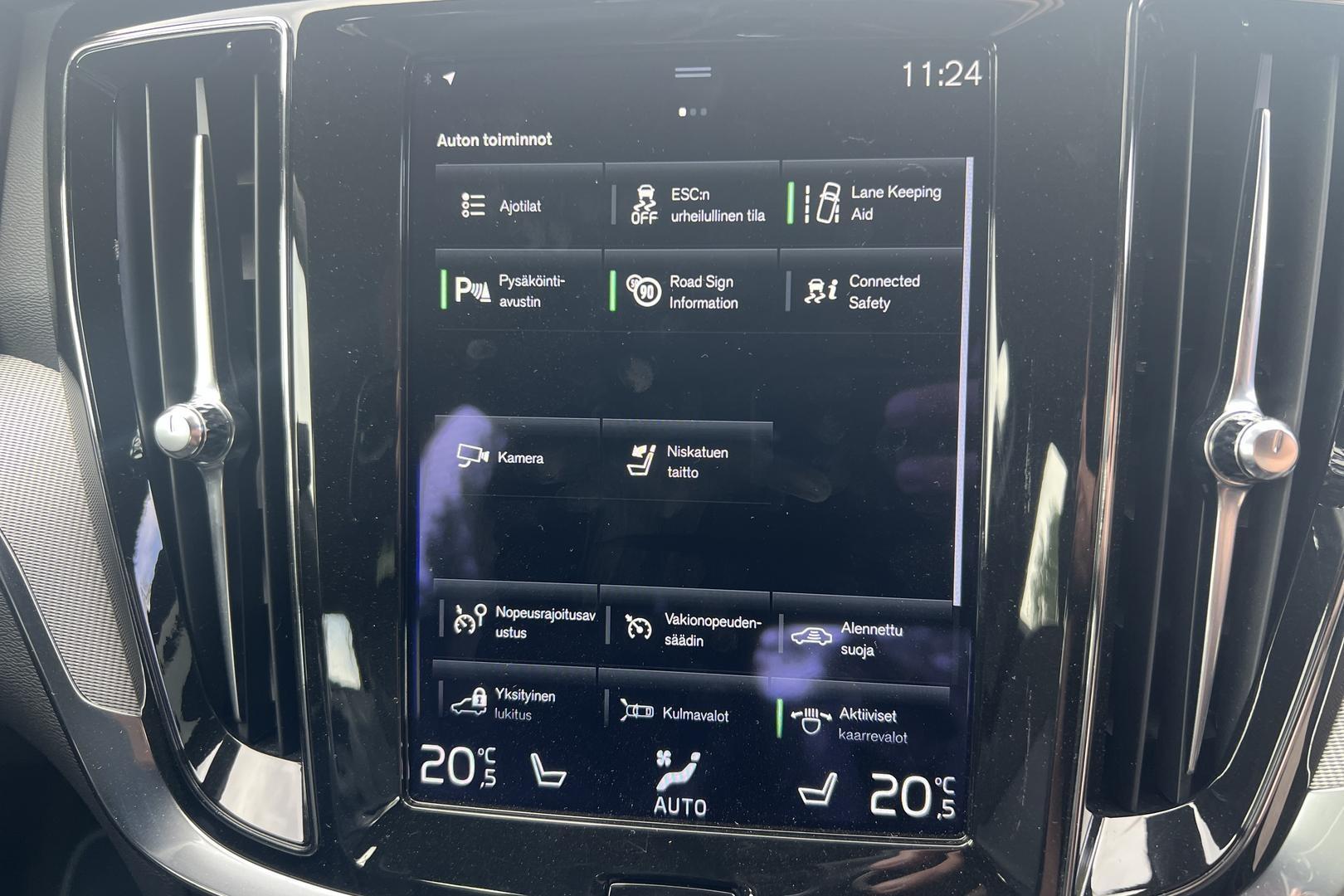 Volvo V60 2022