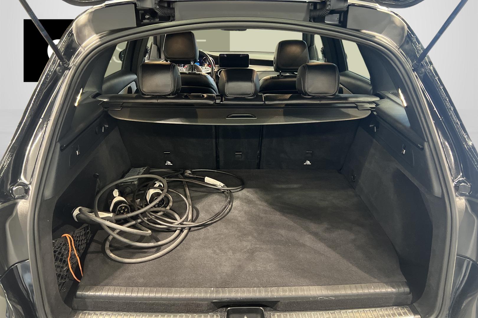 Mercedes-Benz GLC 2021